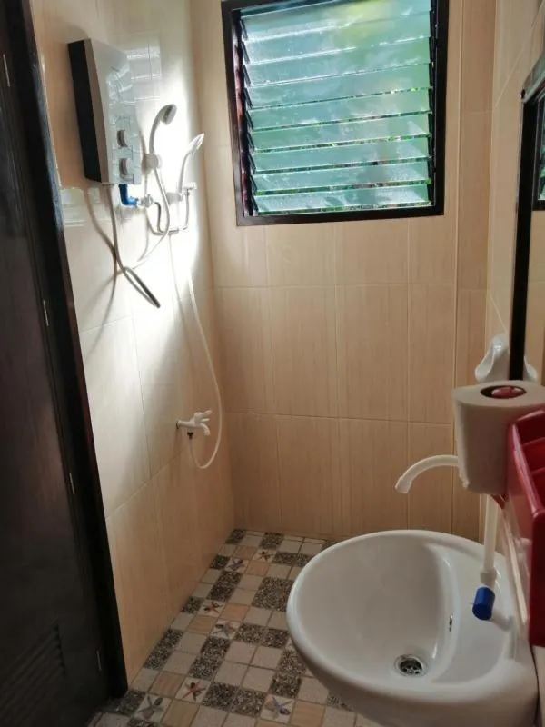 Eddie`s Beach Resort Siargao