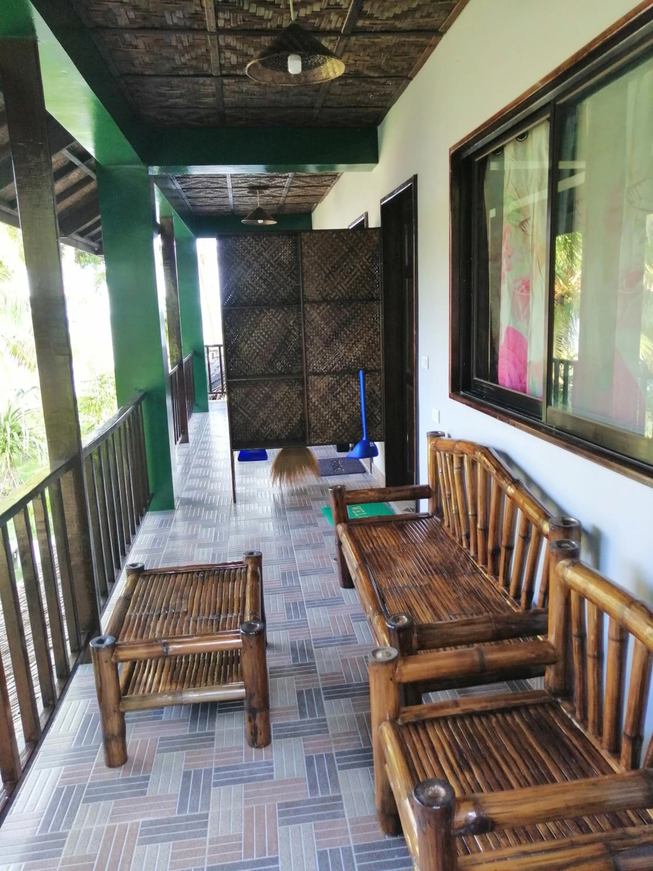 Eddie`s Beach Resort Siargao