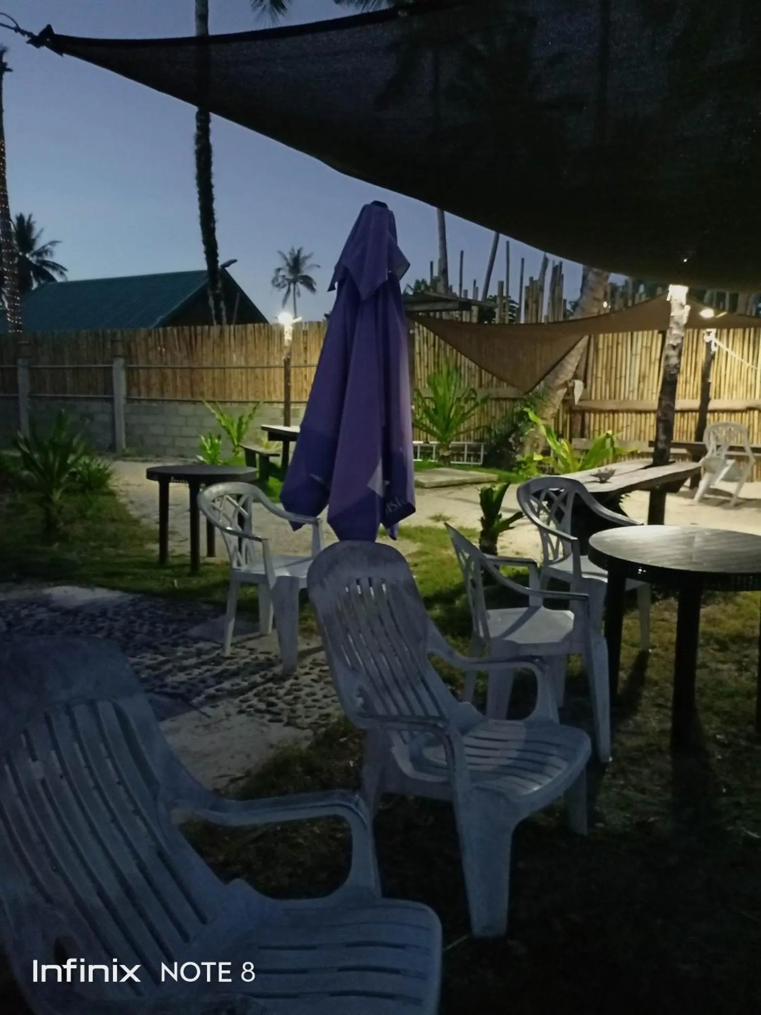 Eddie`s Beach Resort Siargao