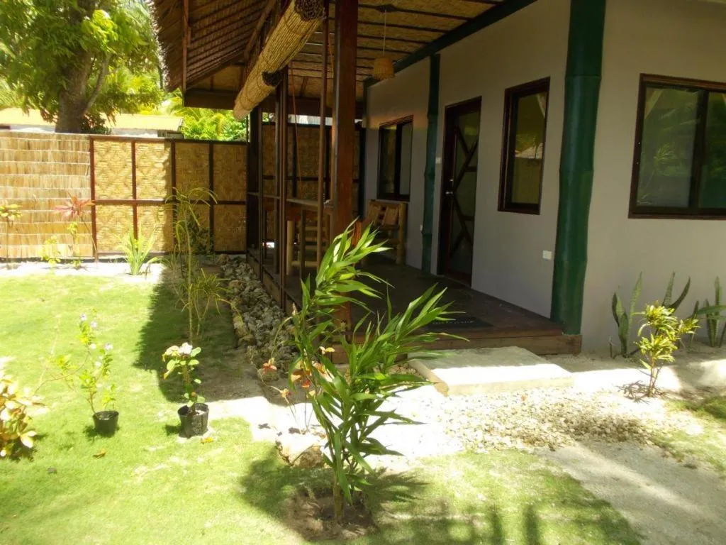 Property building in Eddie`s Beach Resort Siargao