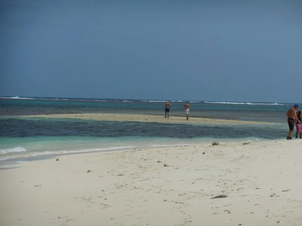 Day in Eddie`s Beach Resort Siargao