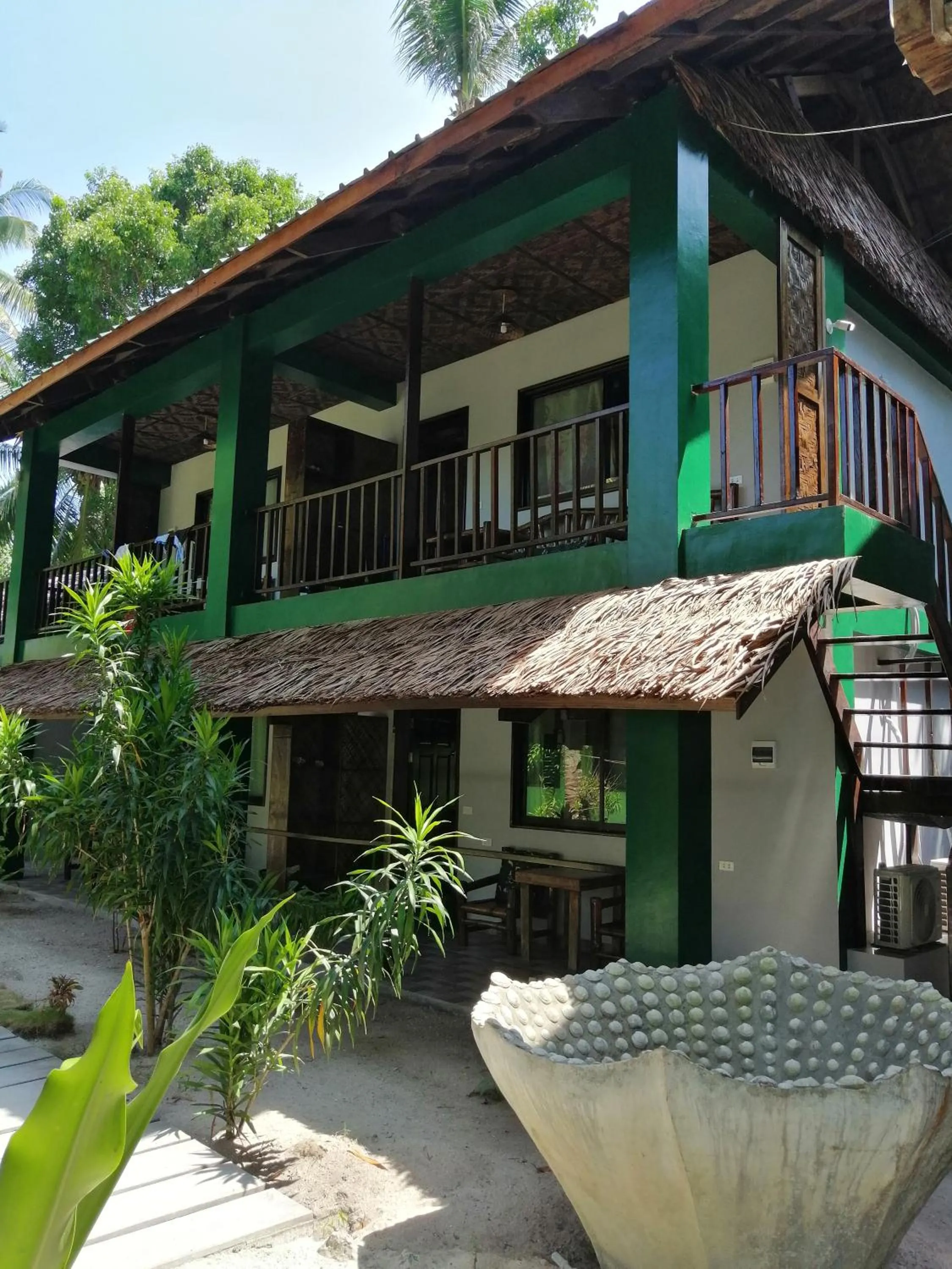 Eddie`s Beach Resort Siargao