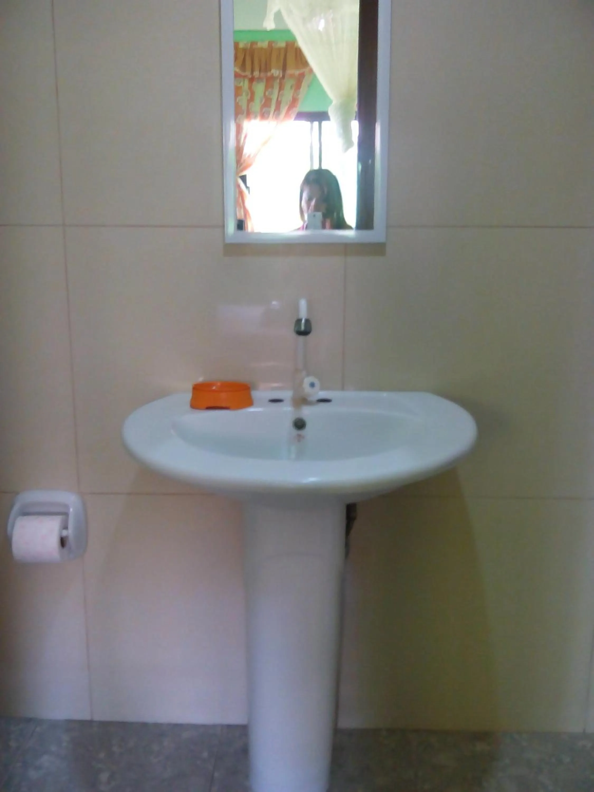 Bathroom in Eddie`s Beach Resort Siargao