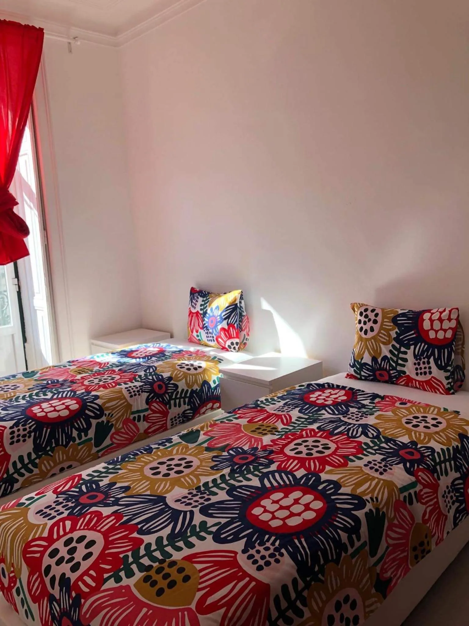 Bed in Charming episode