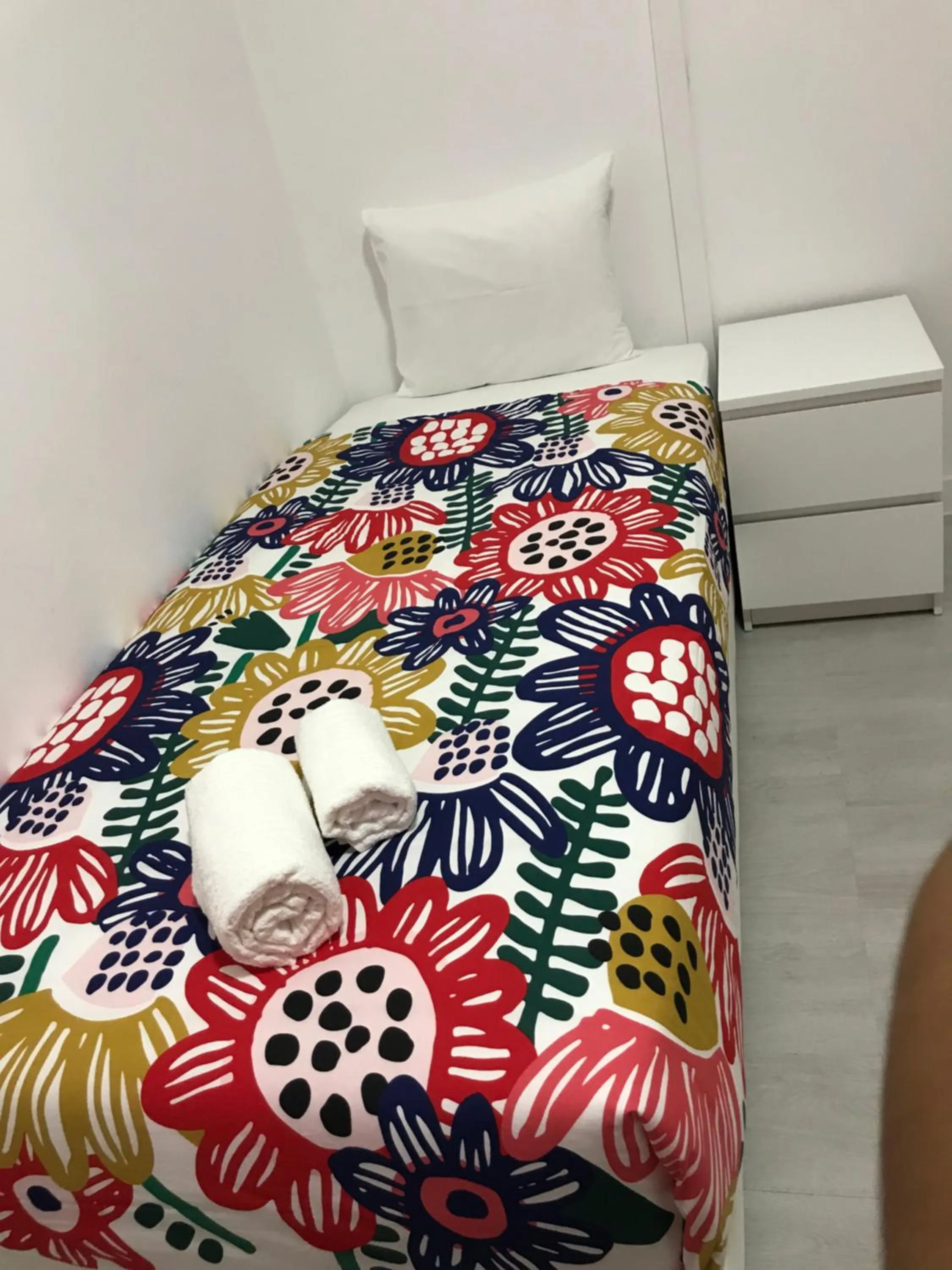 Bed in Charming episode