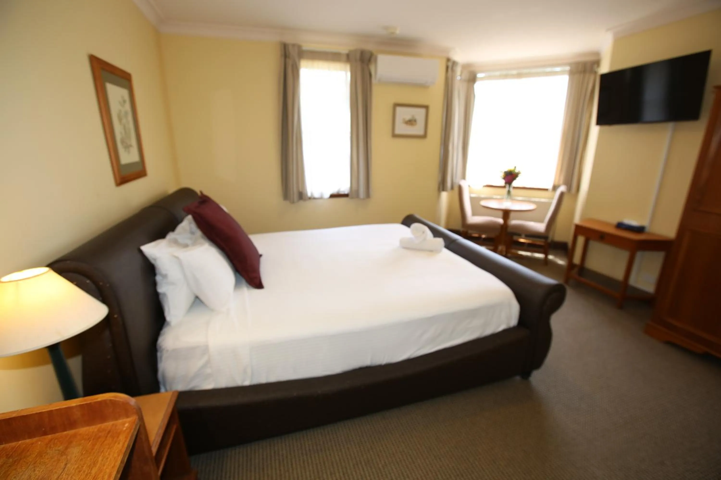 Bed in Belgravia Mountain Guest House