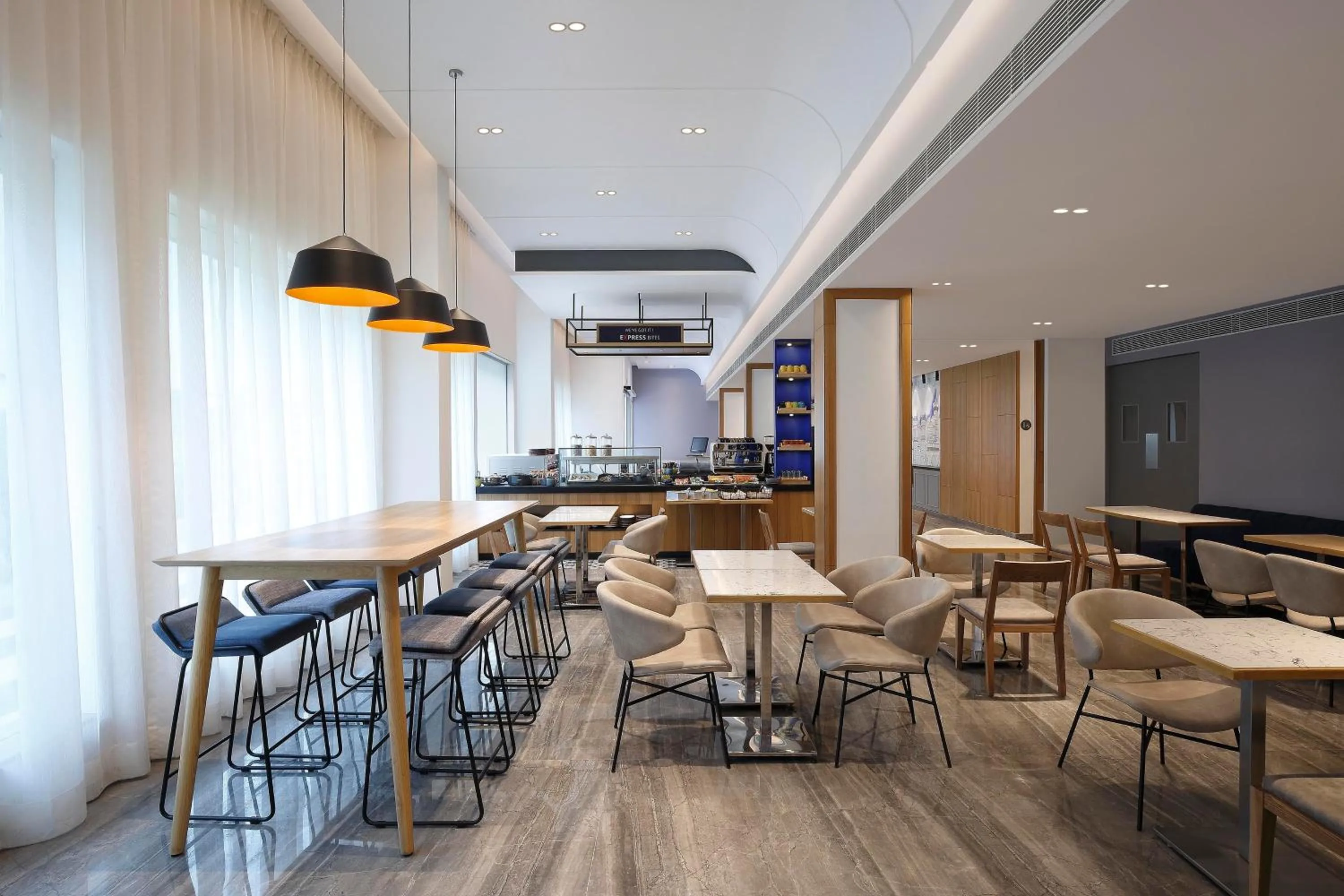 Restaurant/places to eat in Holiday Inn Express Bengaluru Whitefield ITPL by IHG