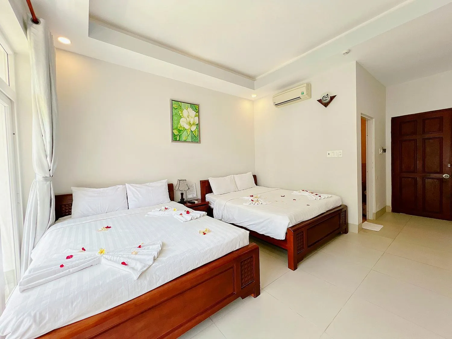 Bed in Sand Beach Resort