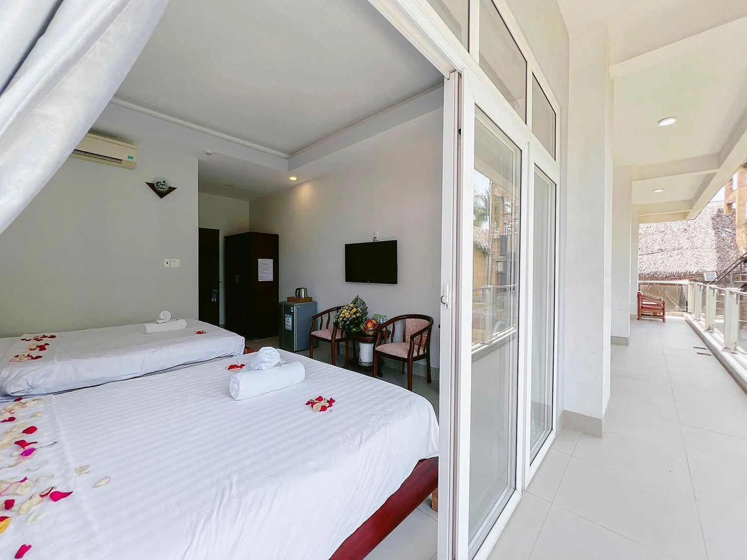 Bed in Sand Beach Resort