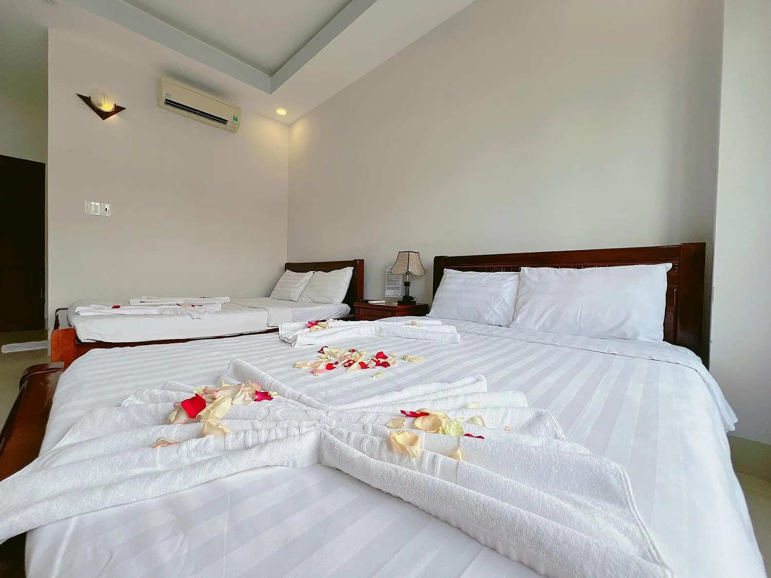 Bed in Sand Beach Resort