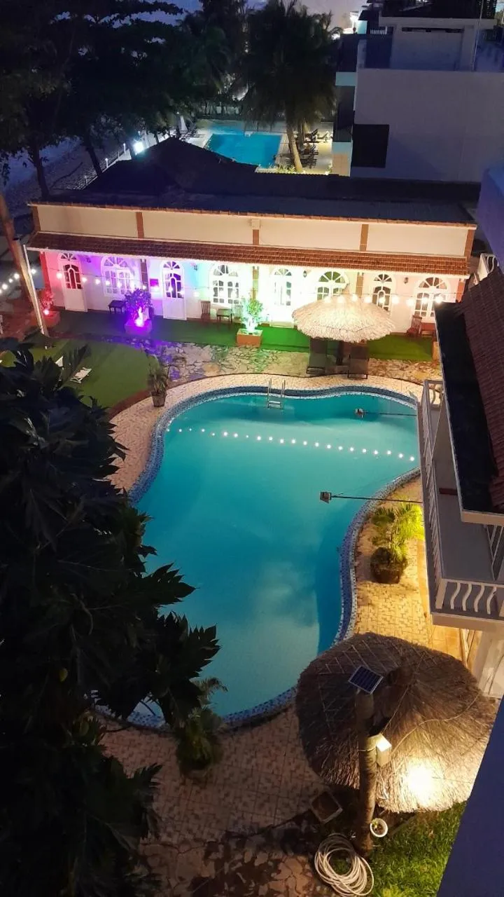 Swimming pool in Sand Beach Resort