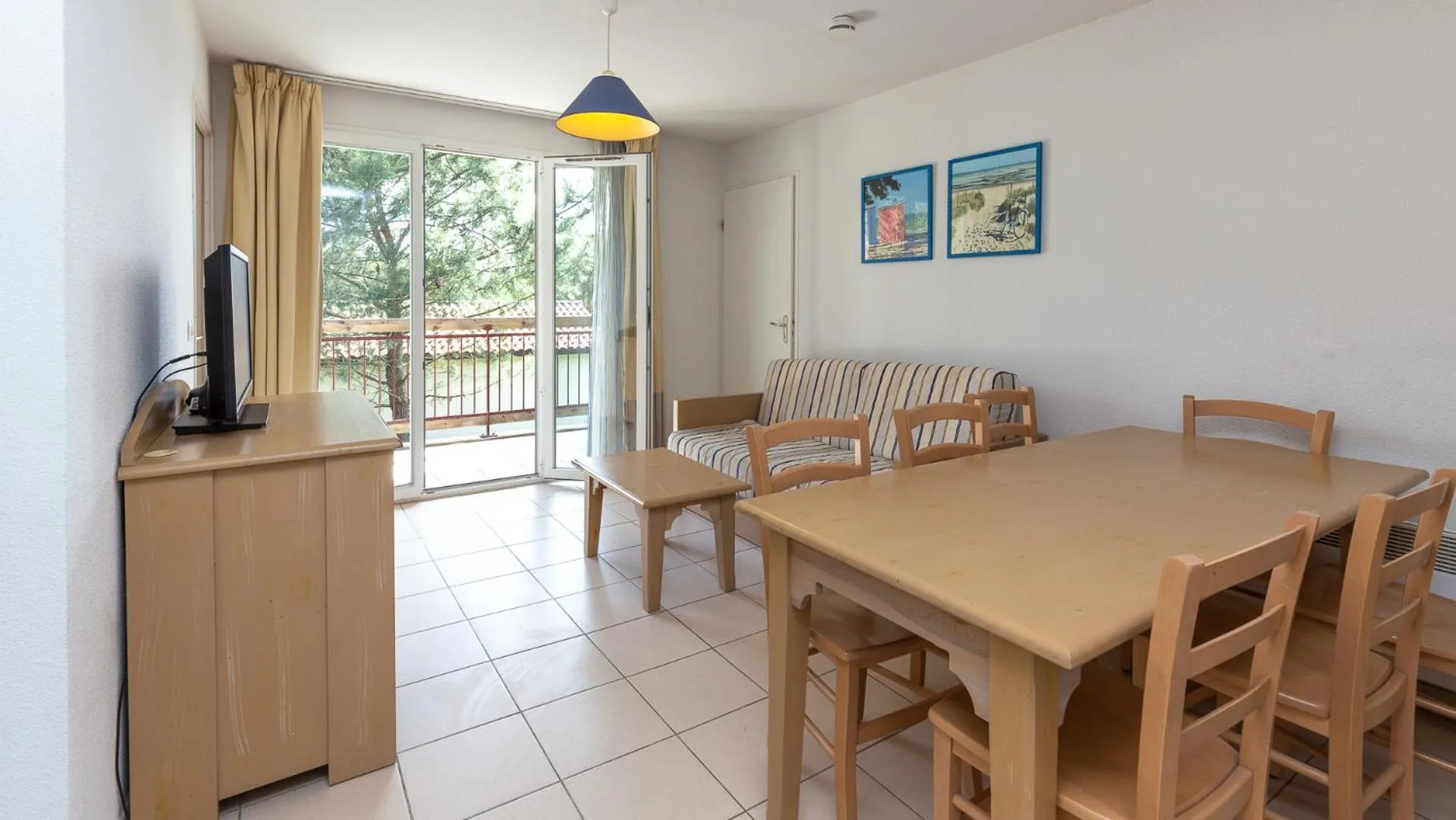 Dining area in Vacancéole - L'Allée des Dunes - Ondres Plage