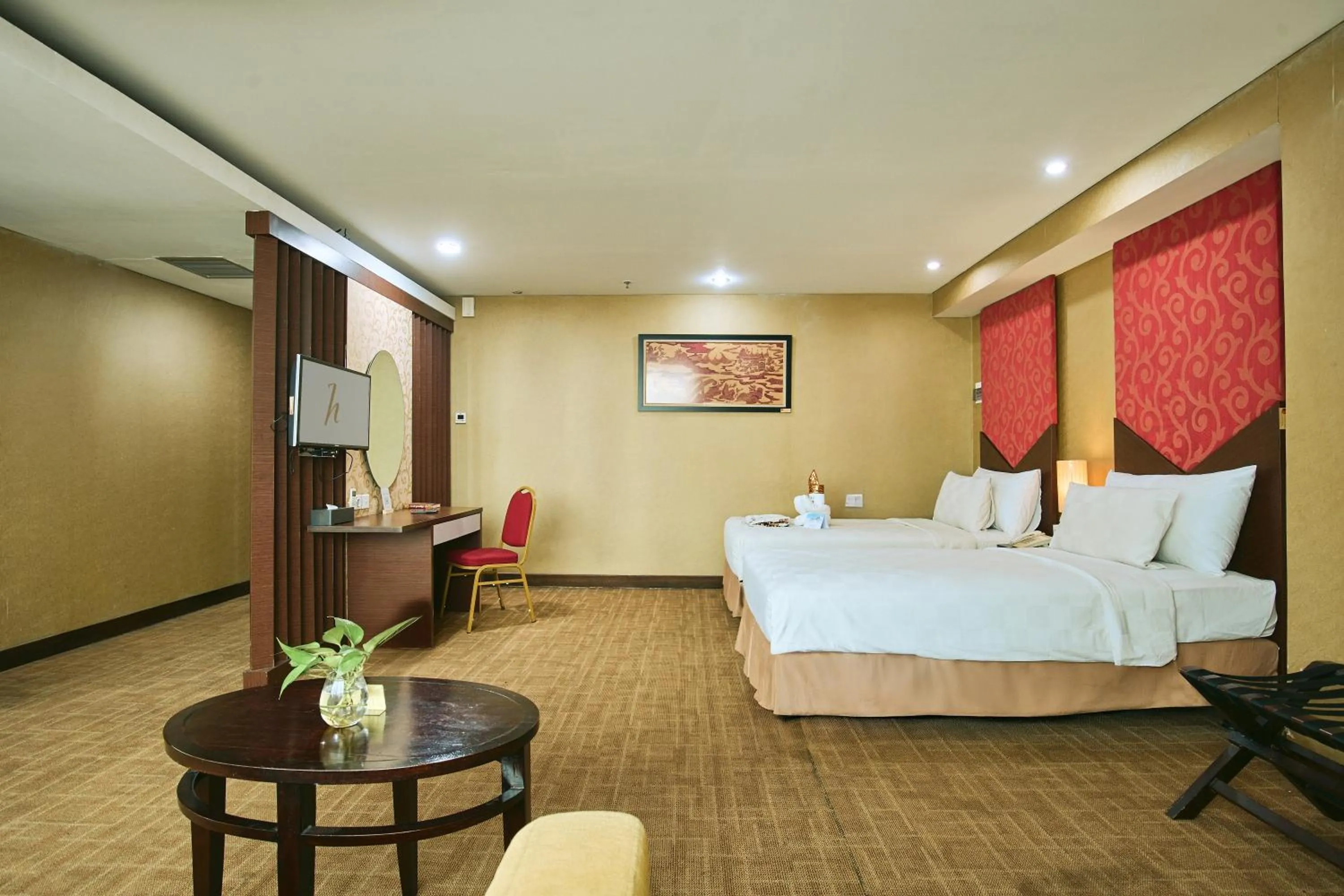 Bed in Hotel Balairung Jakarta