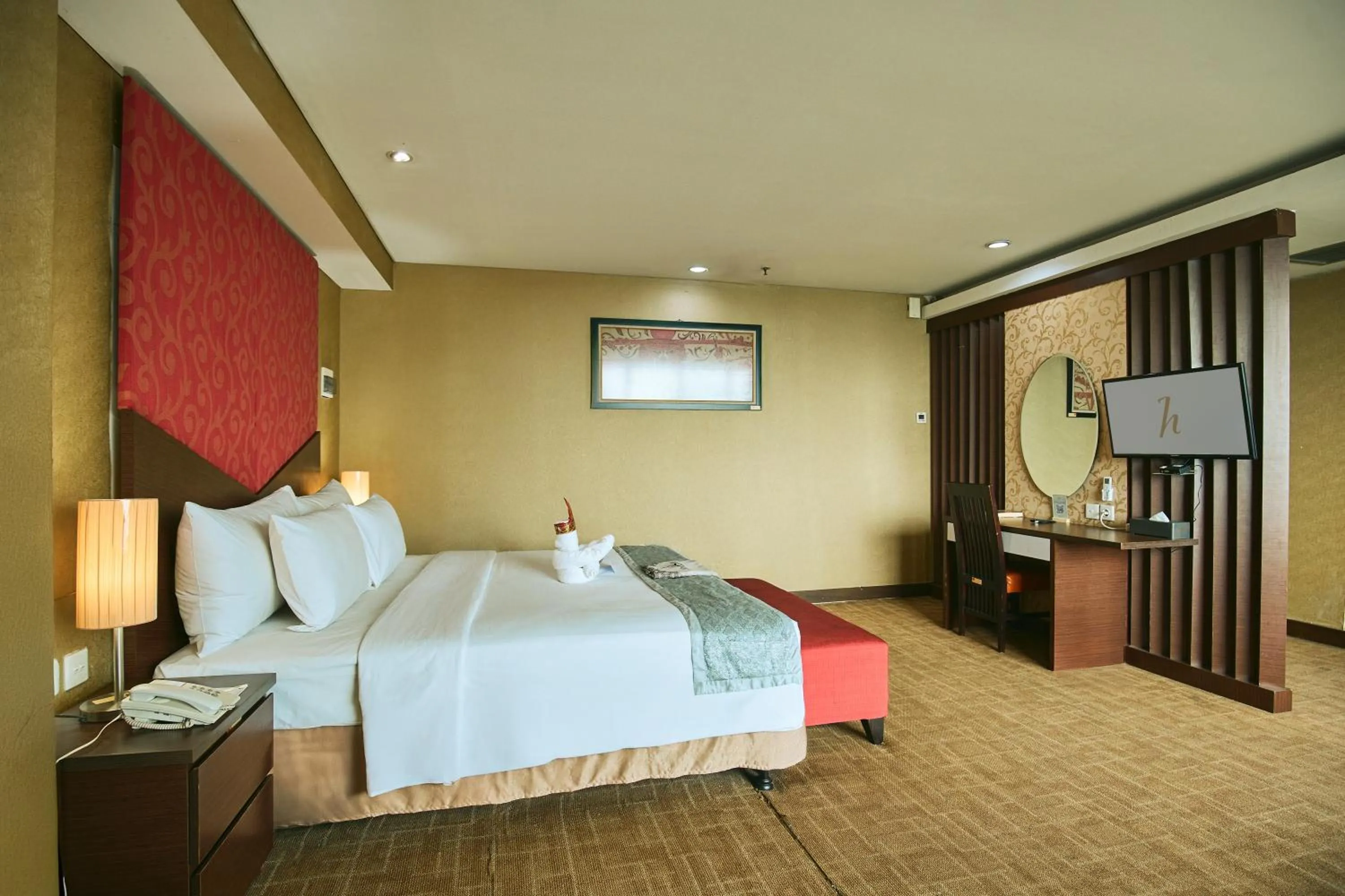 Bed in Hotel Balairung Jakarta