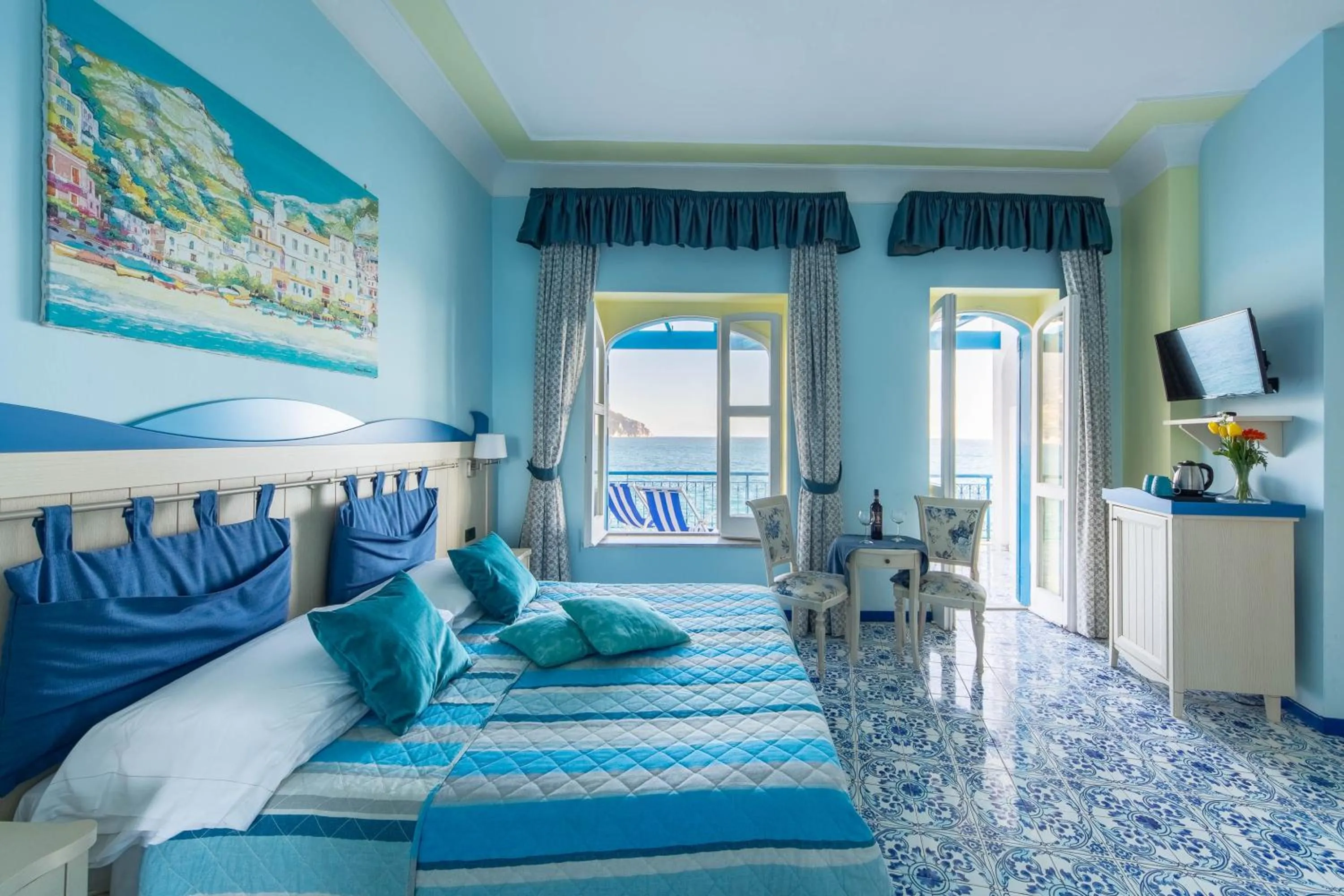 Balcony/Terrace, Bed in Hotel Villa San Michele