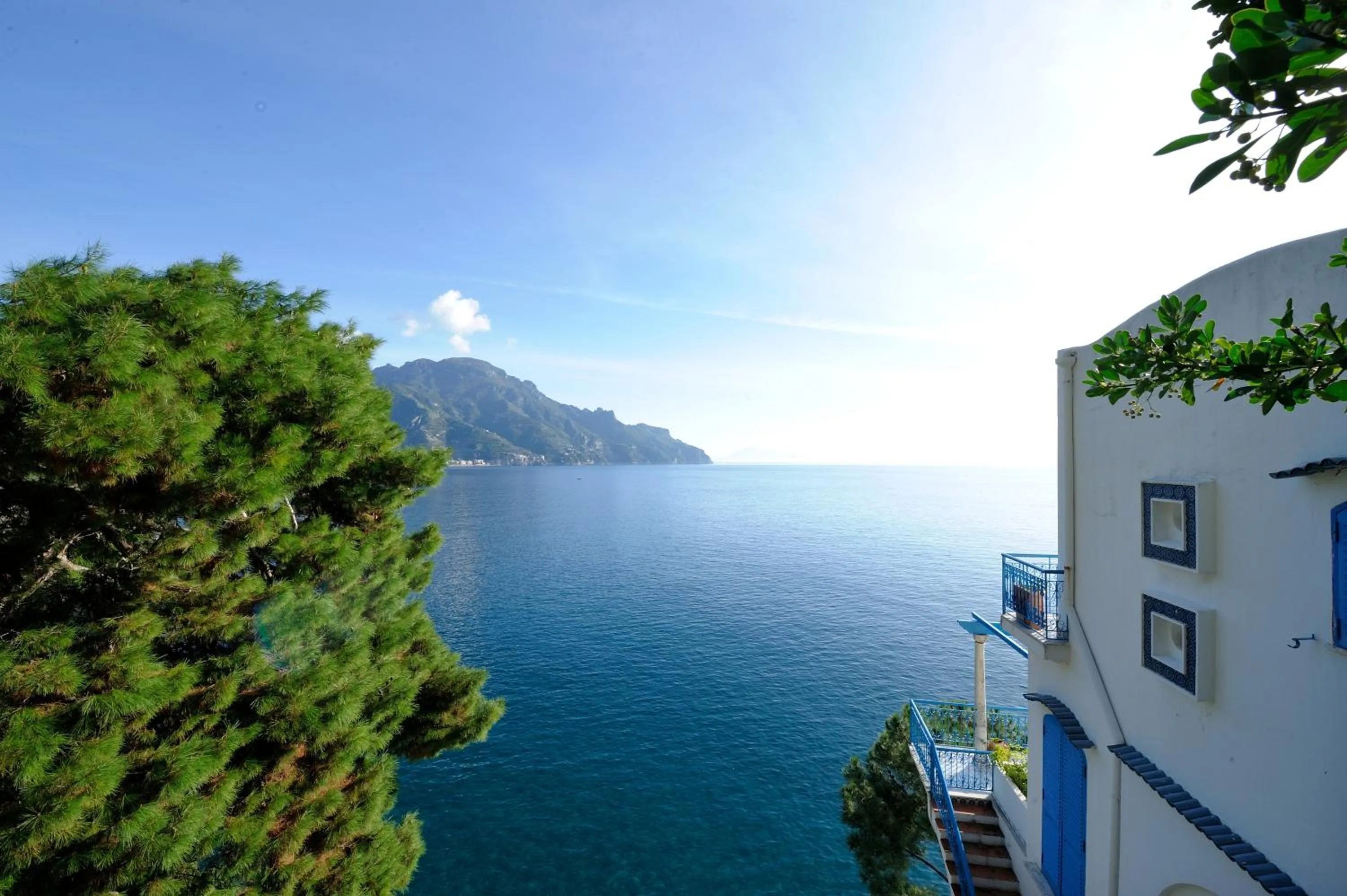 Property building in Hotel Villa San Michele