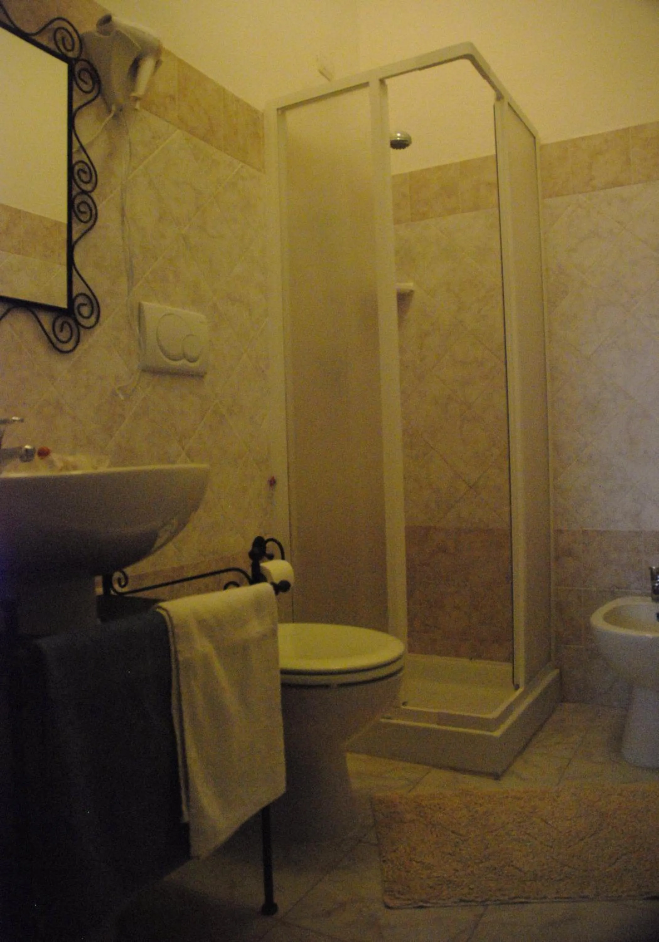 Bathroom in Sorecanu