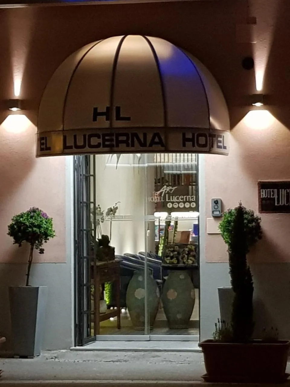 Facade/entrance in Hotel Lucerna