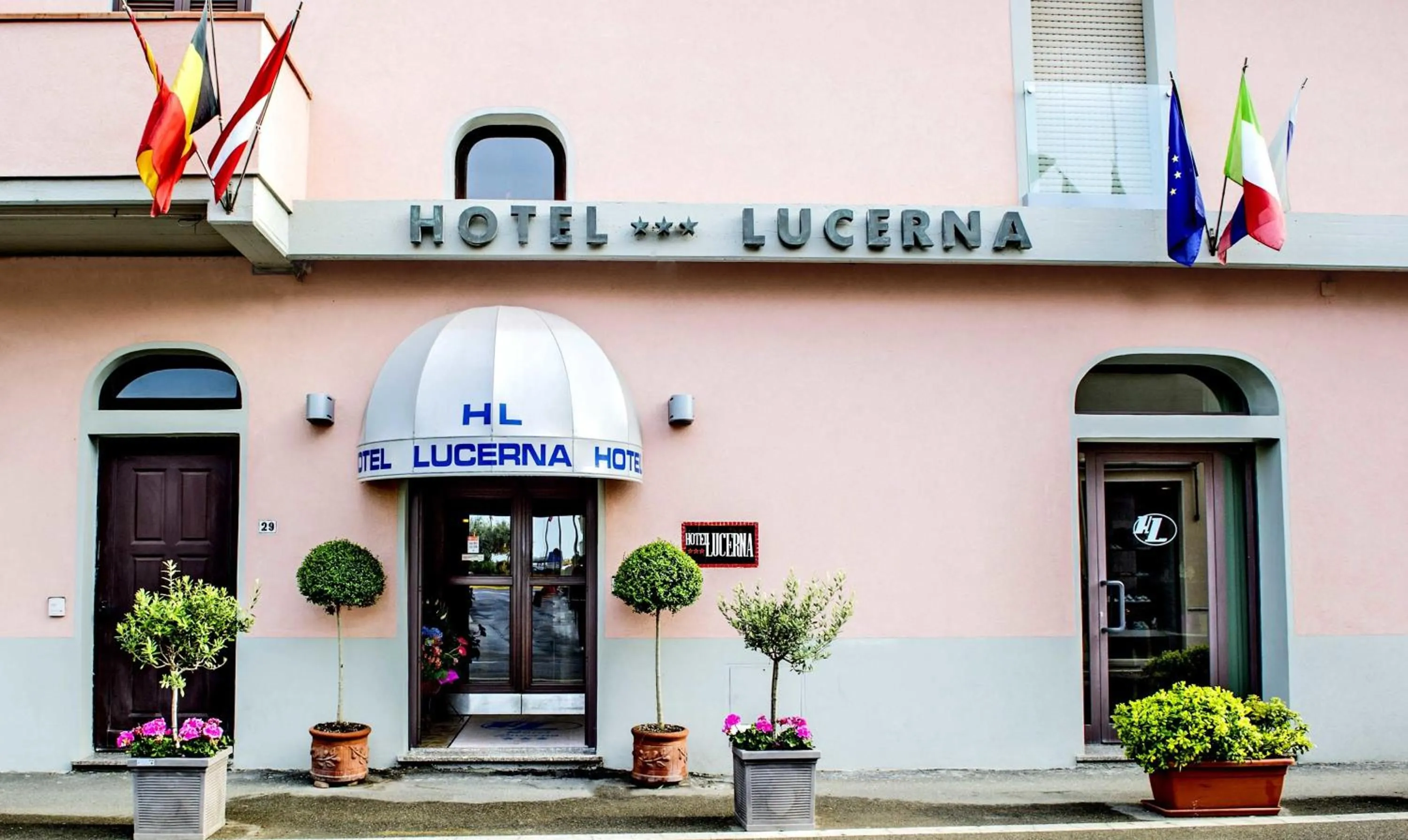 Facade/entrance in Hotel Lucerna