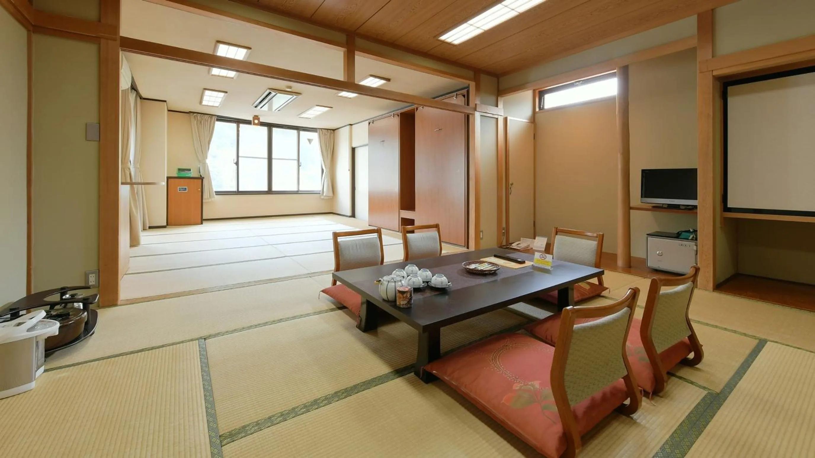 Internal: Not applicable to any particular room in Hotel Koryu