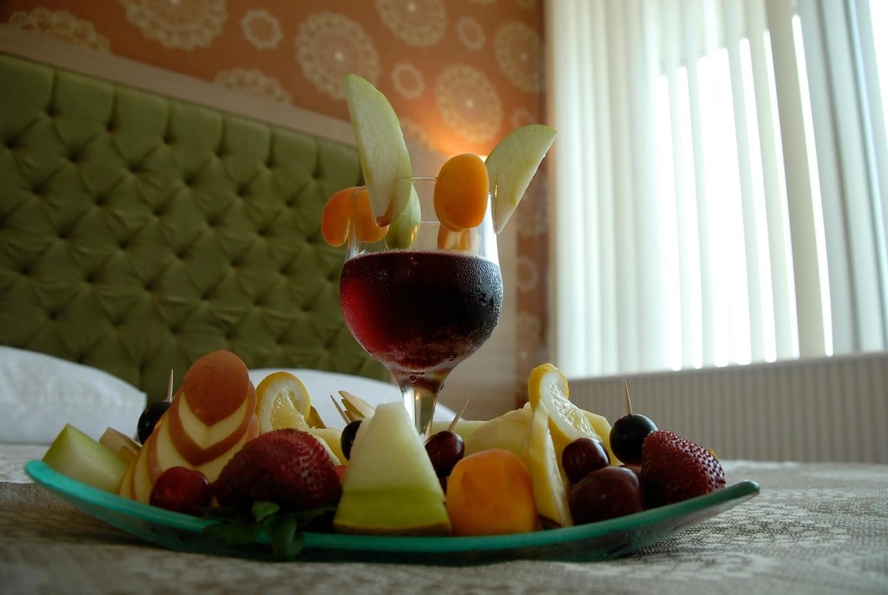 Food and drinks in Lounge Hotel