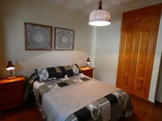 Three-Bedroom House in Núcleo de Turismo Rural Valle de Iruelas Three-Bedroom House in Núcleo de Turismo Rural Valle de Iruelas