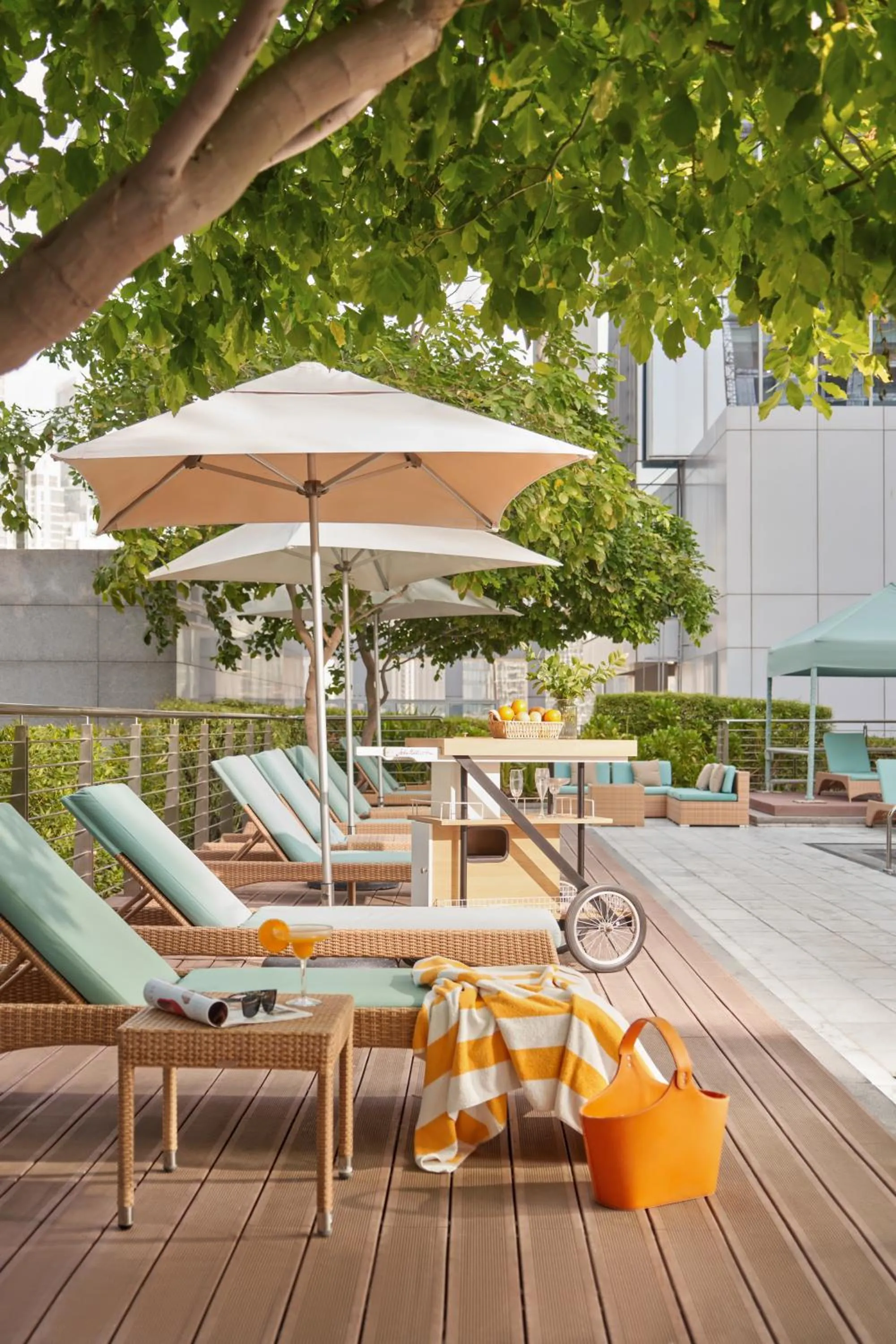 Day in Anantara Downtown Dubai