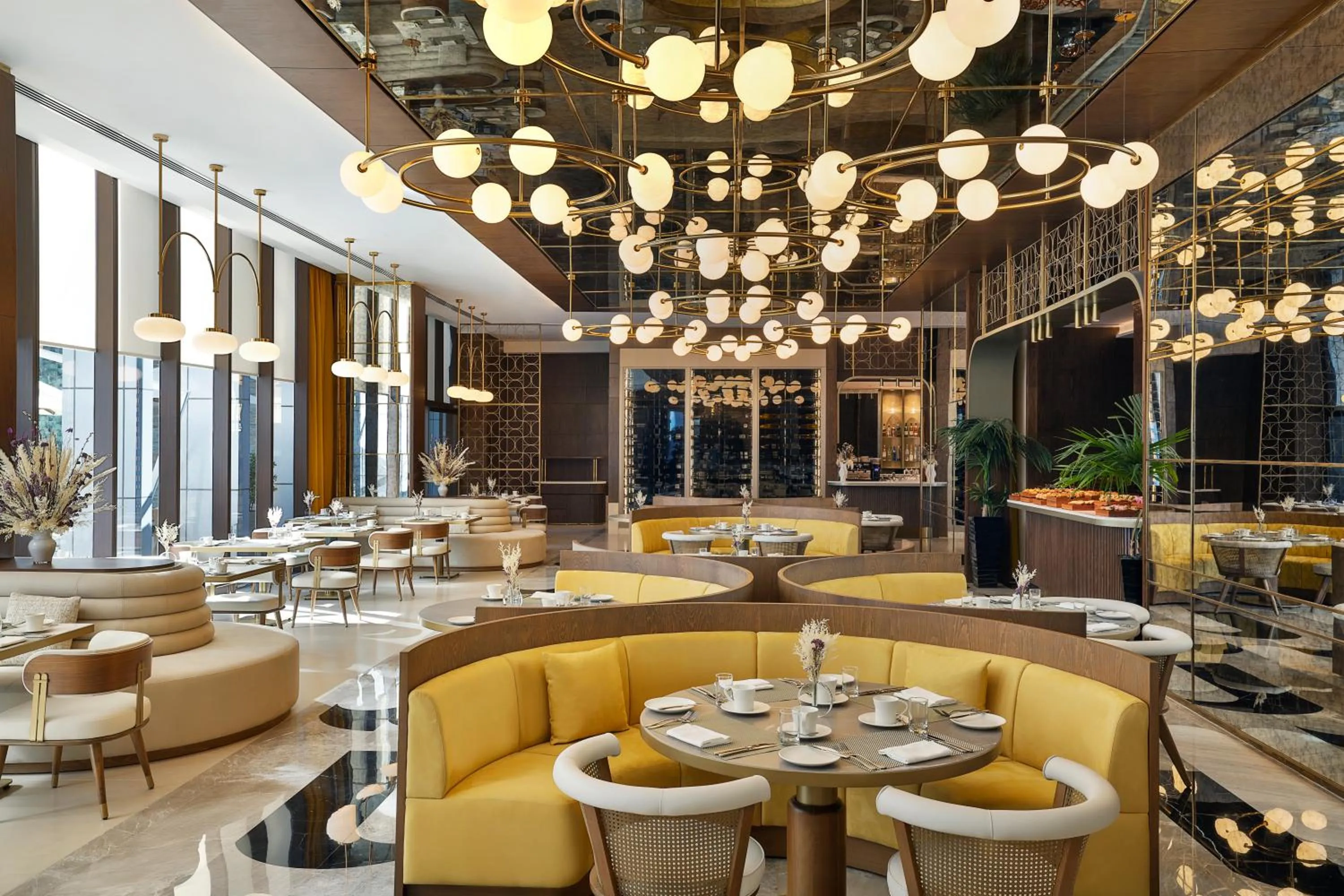 Restaurant/places to eat in Anantara Downtown Dubai