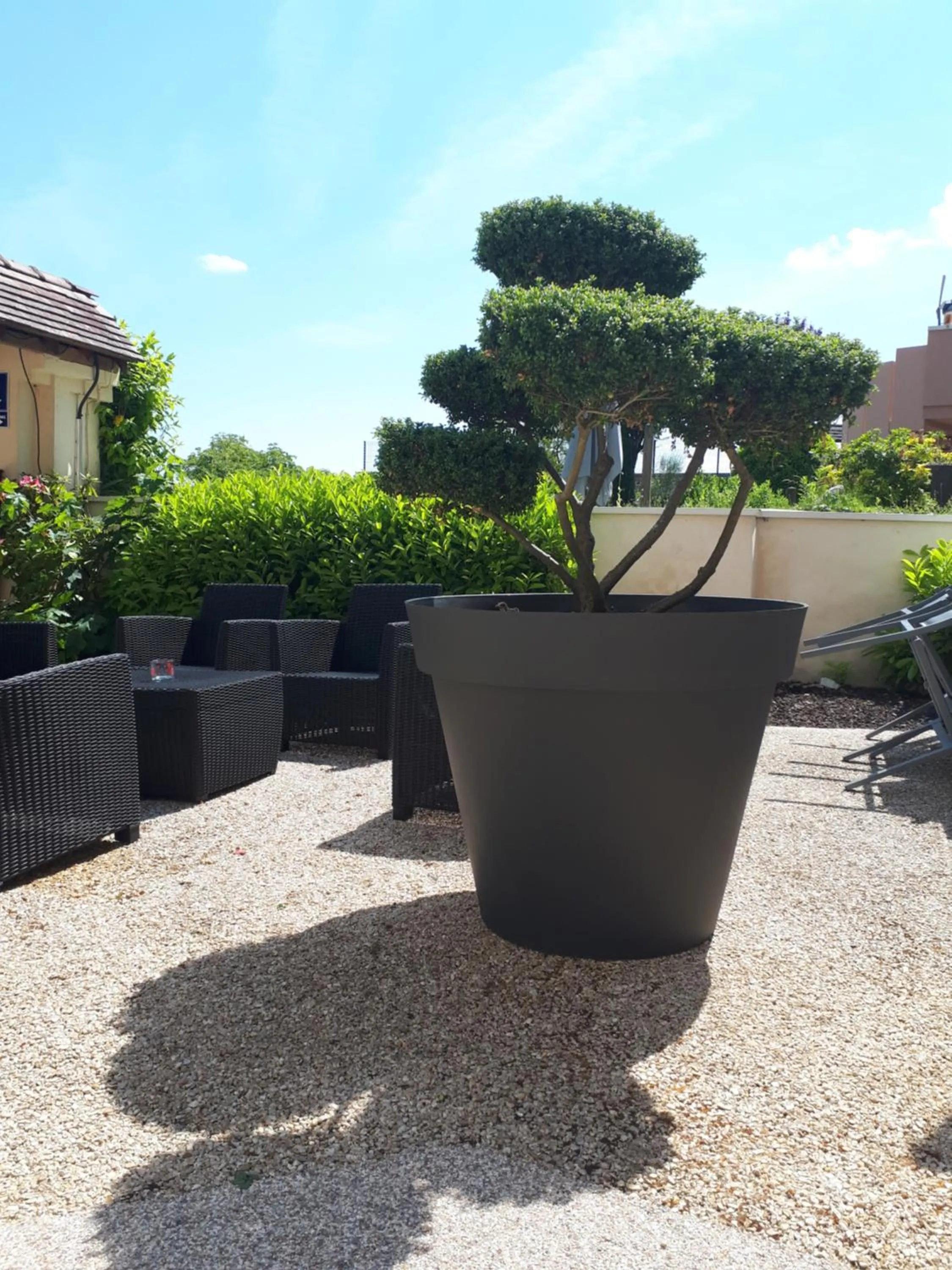 Patio in La Bonbonniere - Sure Hotel Collection by Best Western