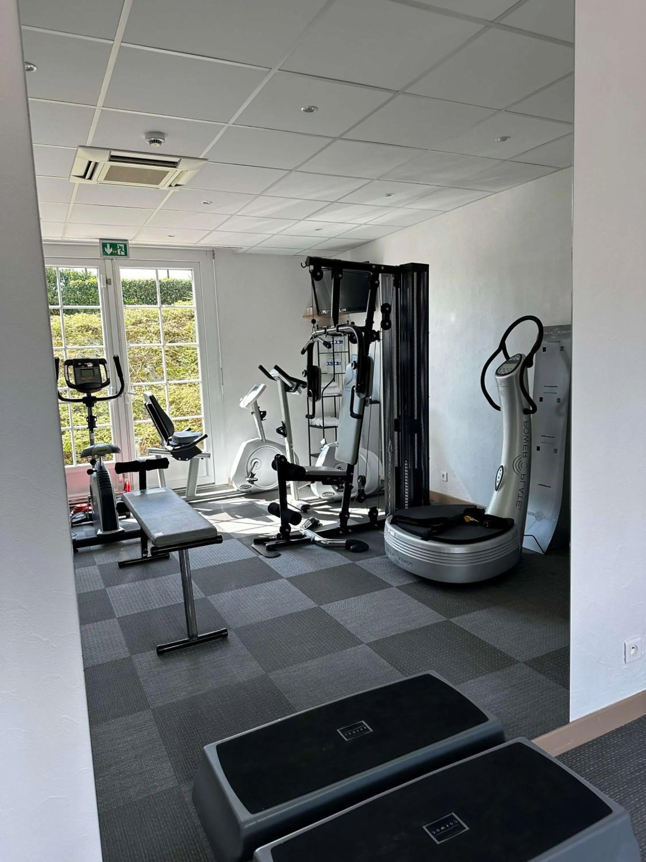 Fitness centre/facilities in La Bonbonniere - Sure Hotel Collection by Best Western