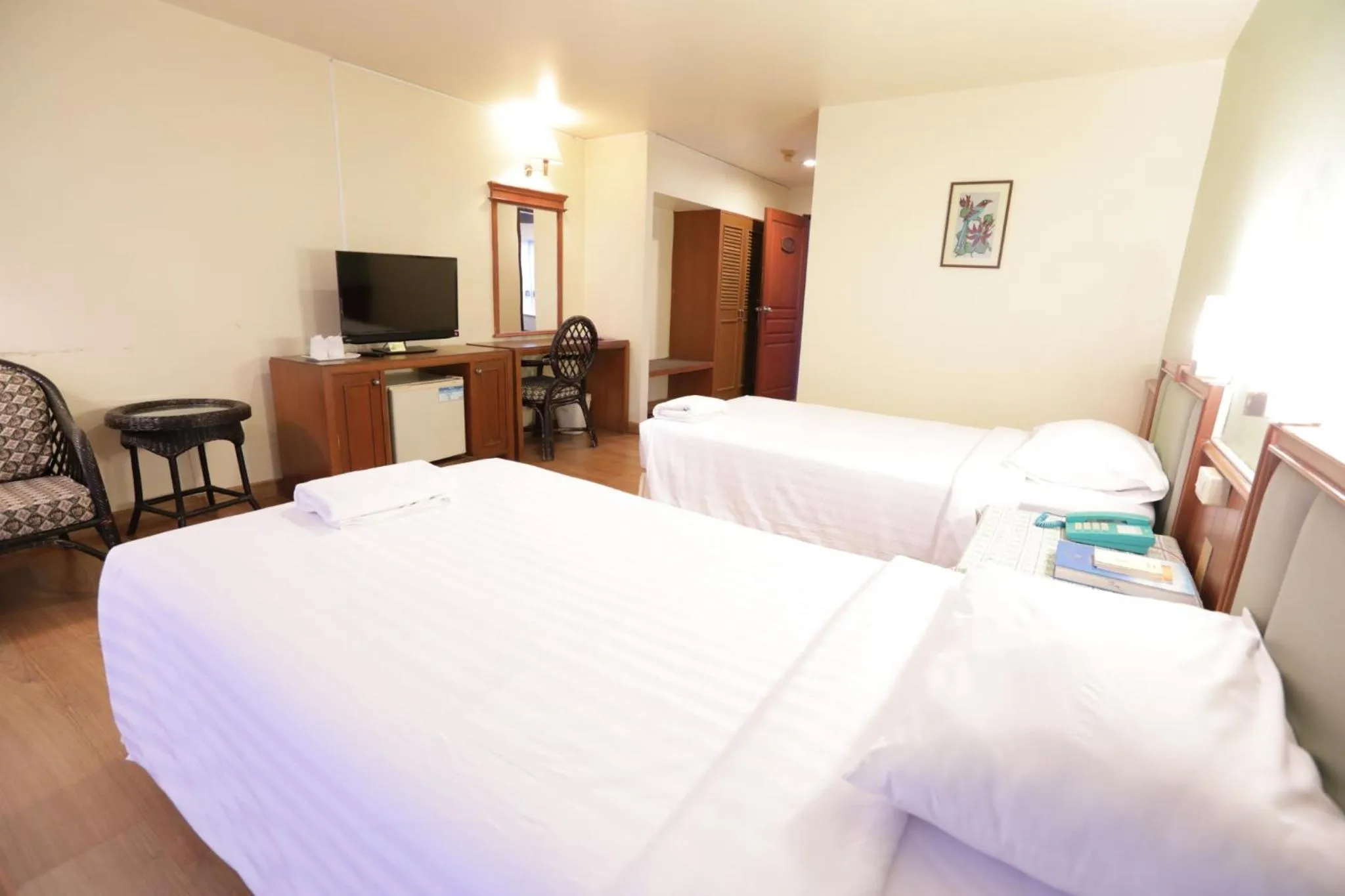 Deluxe Double or Twin Room in Pin Hotel