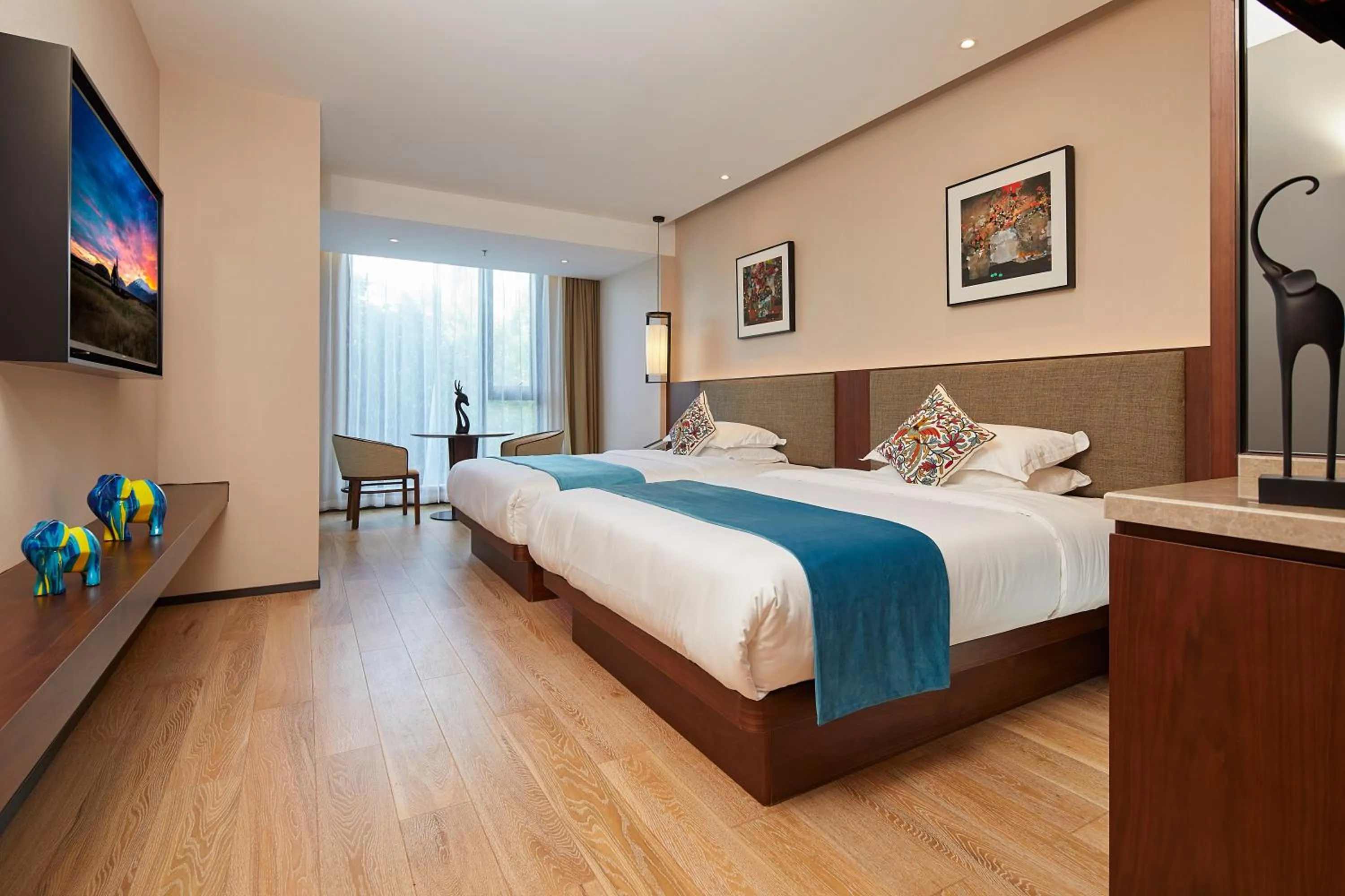 Photo of the whole room, Bed in SSAW Boutique Hotel Yangzhou
