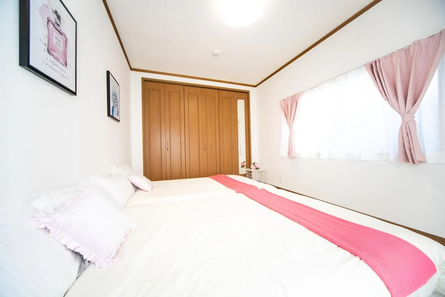 Bed in Awaji Seaside Resort in Iwaya 3000