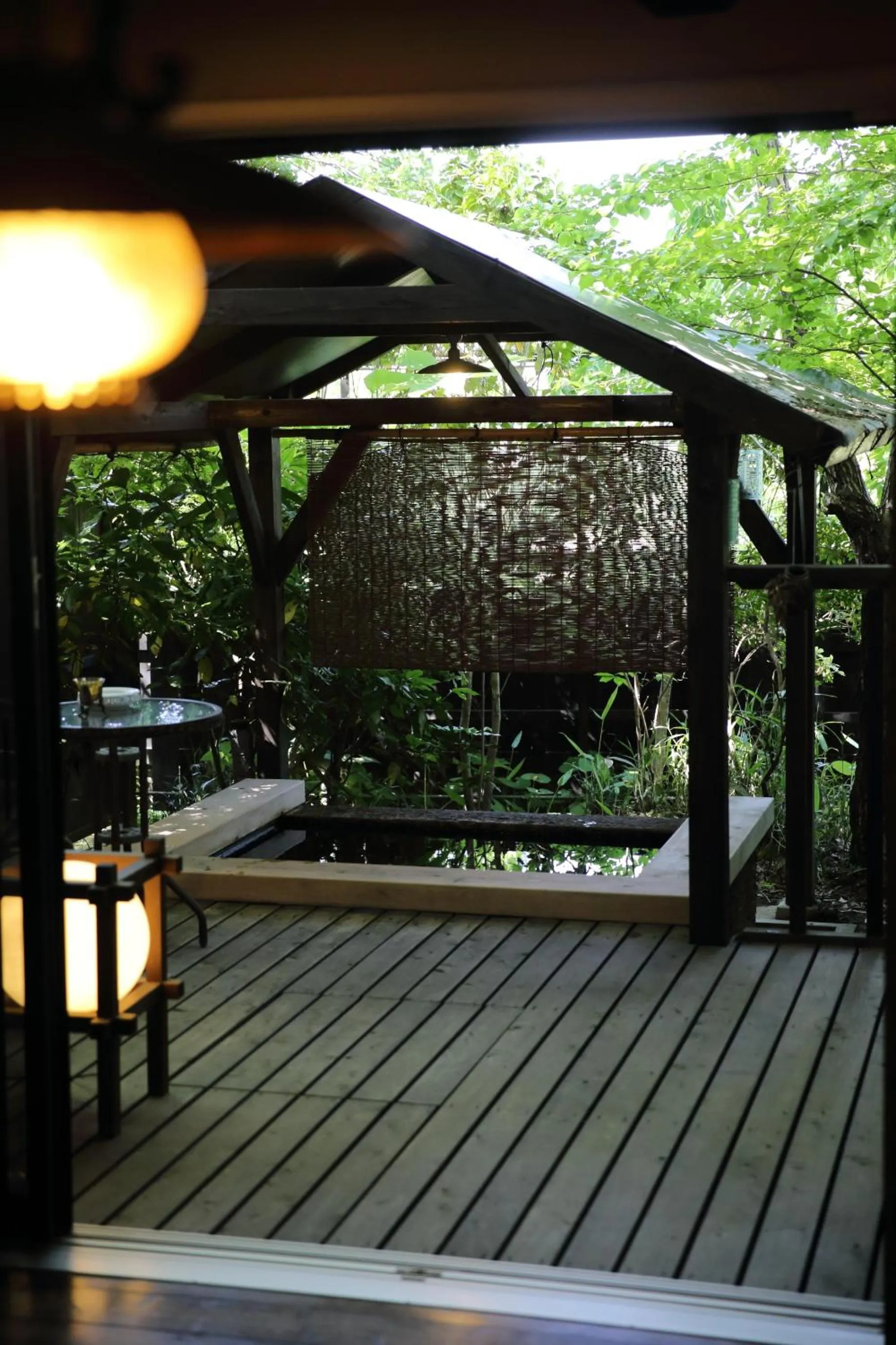 Hot Spring Bath in Shinwaen