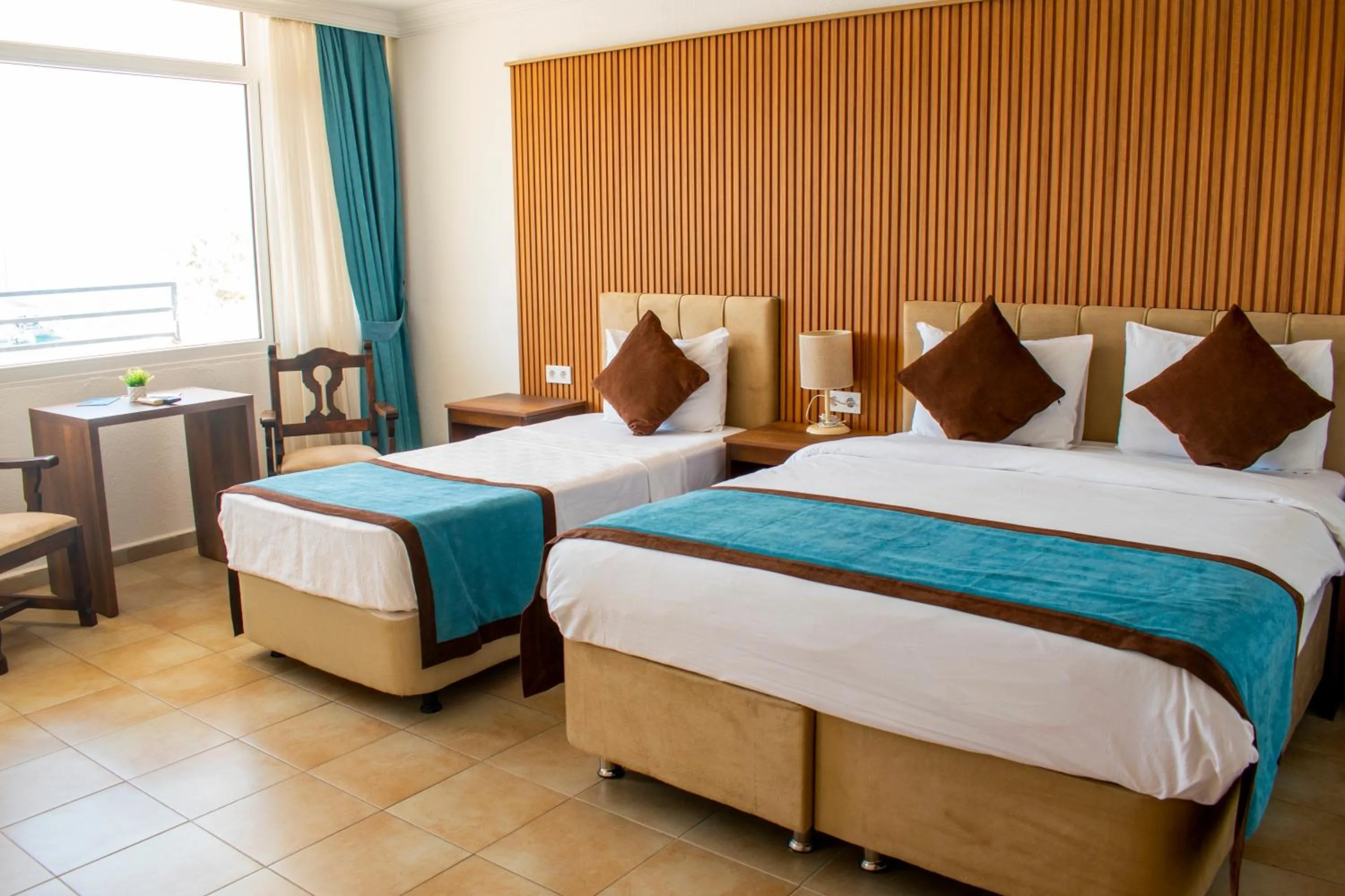 Photo of the whole room, Bed in Dinc Pension