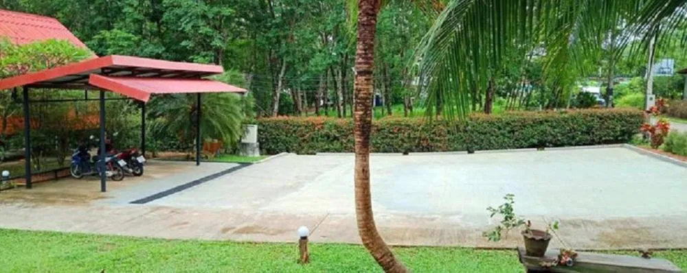 Parking in Najjamee Bungalows