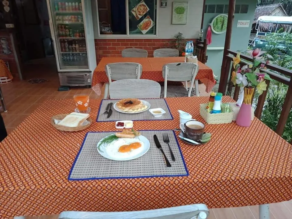 Food and drinks in Najjamee Bungalows