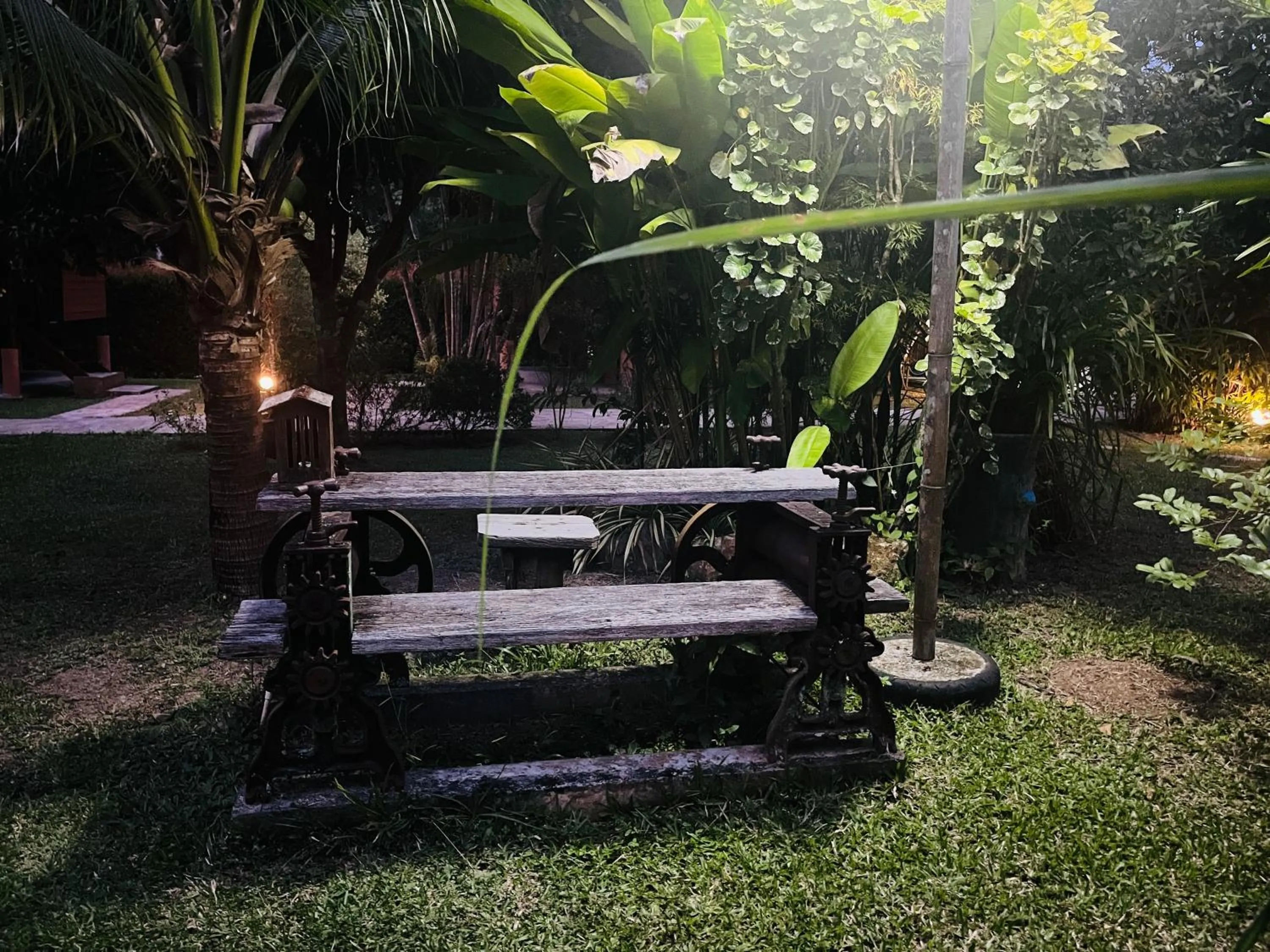 Garden in Najjamee Bungalows