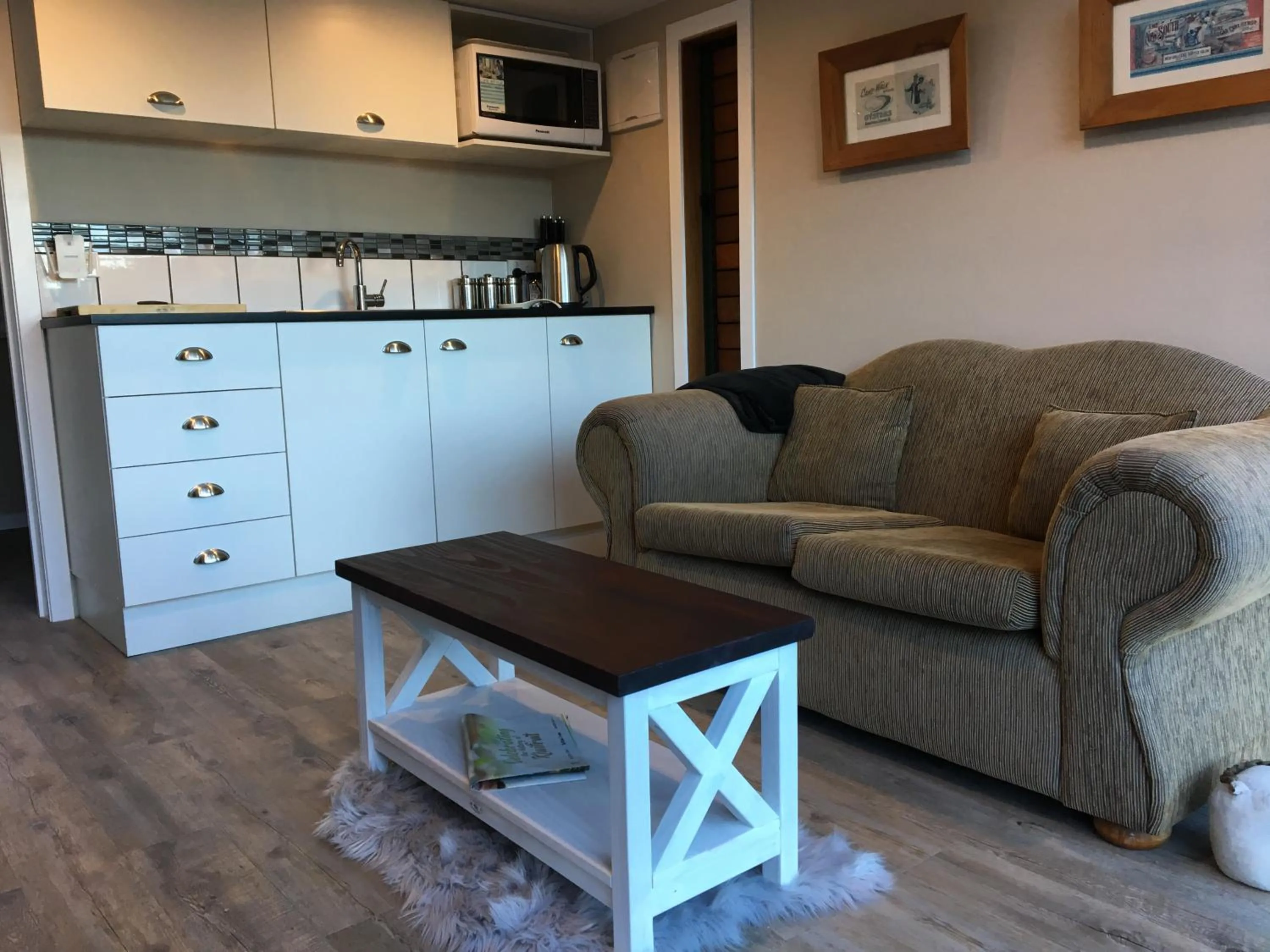 Kitchen or kitchenette in Beynon&Bolton’s Country Loft Escape