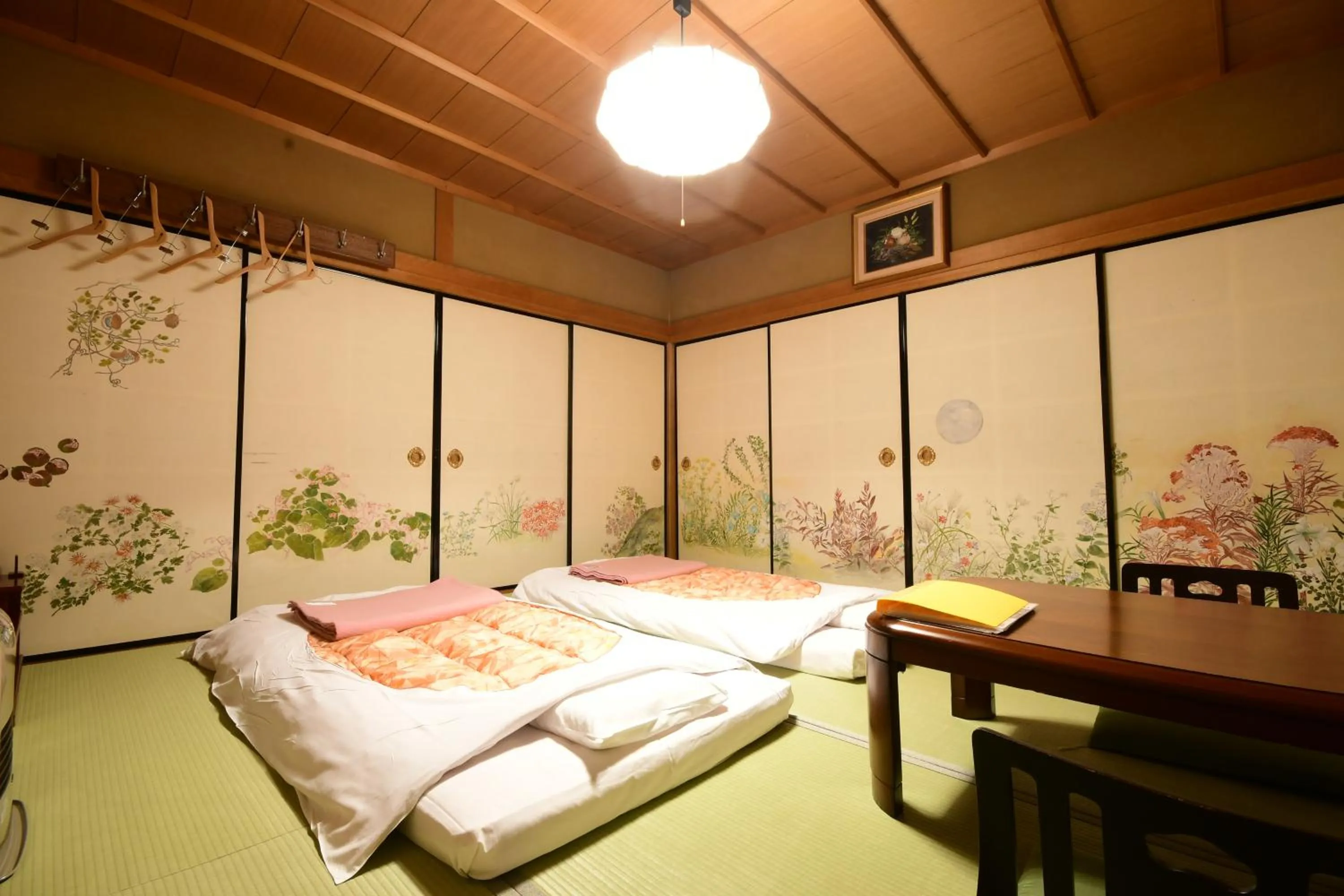 Bed in Koyasan Sanadabo Rengejoin