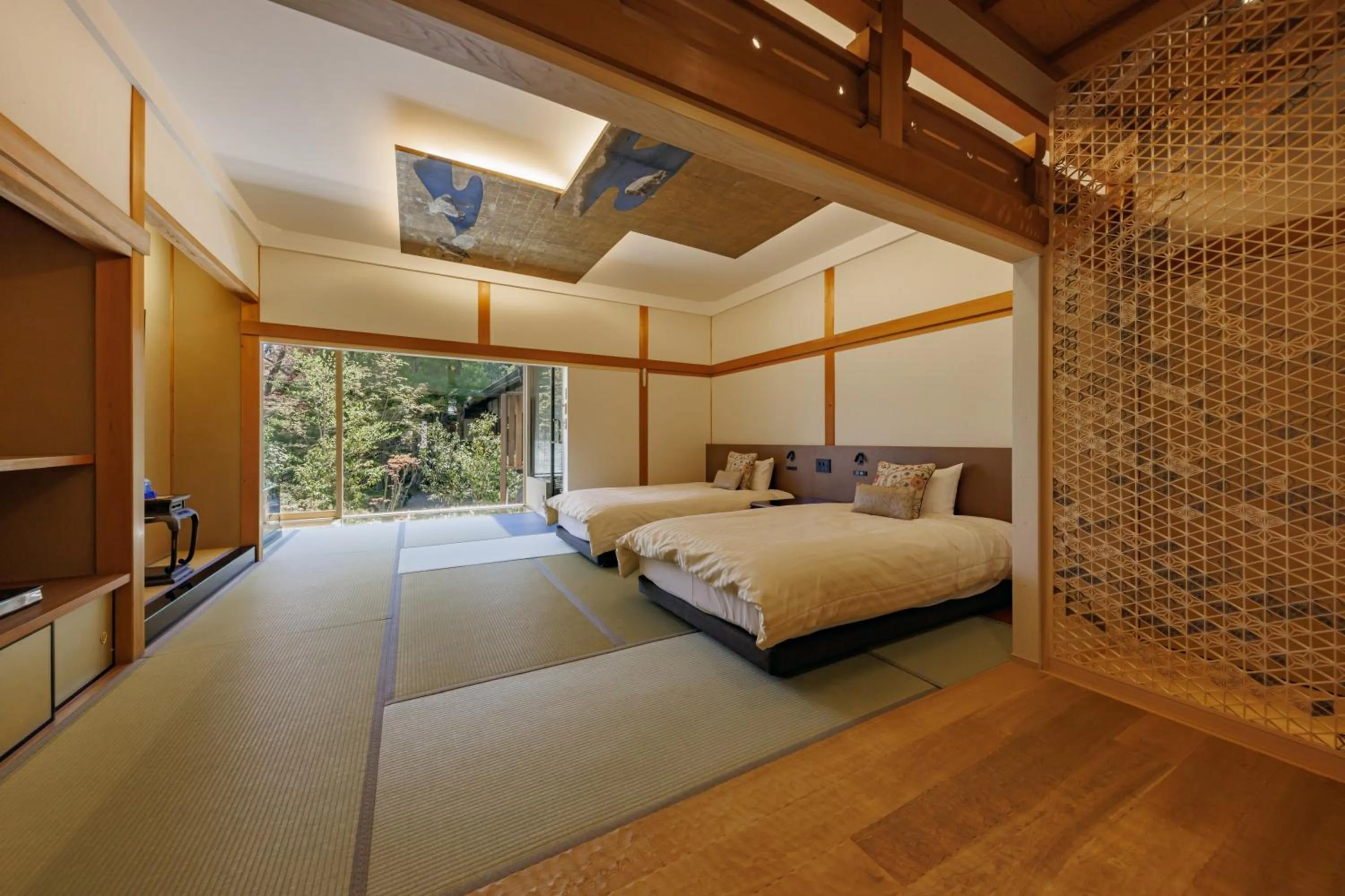 Living room, Bed in Koyasan Sanadabo Rengejoin