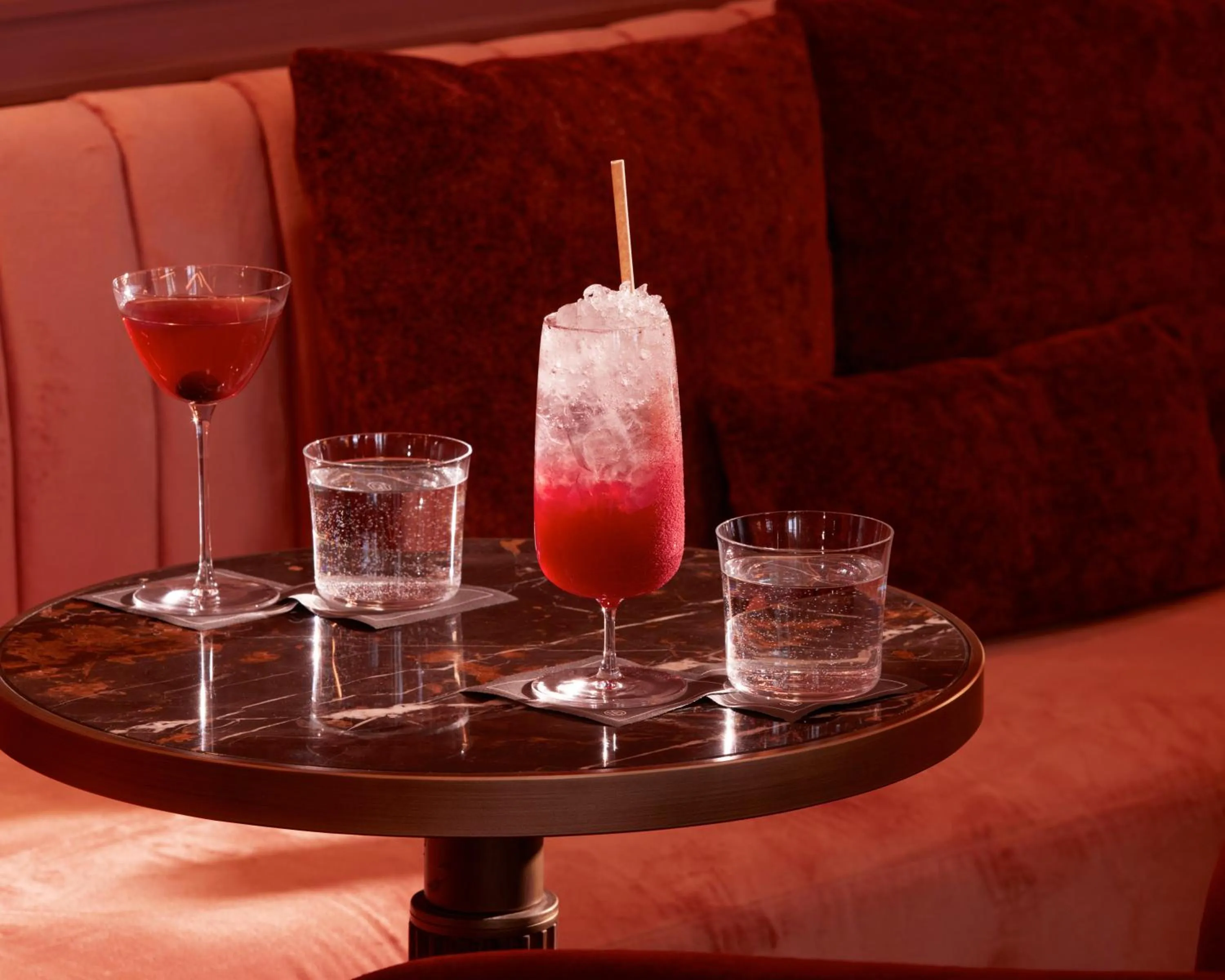 Lounge or bar in Maison Delano Paris
