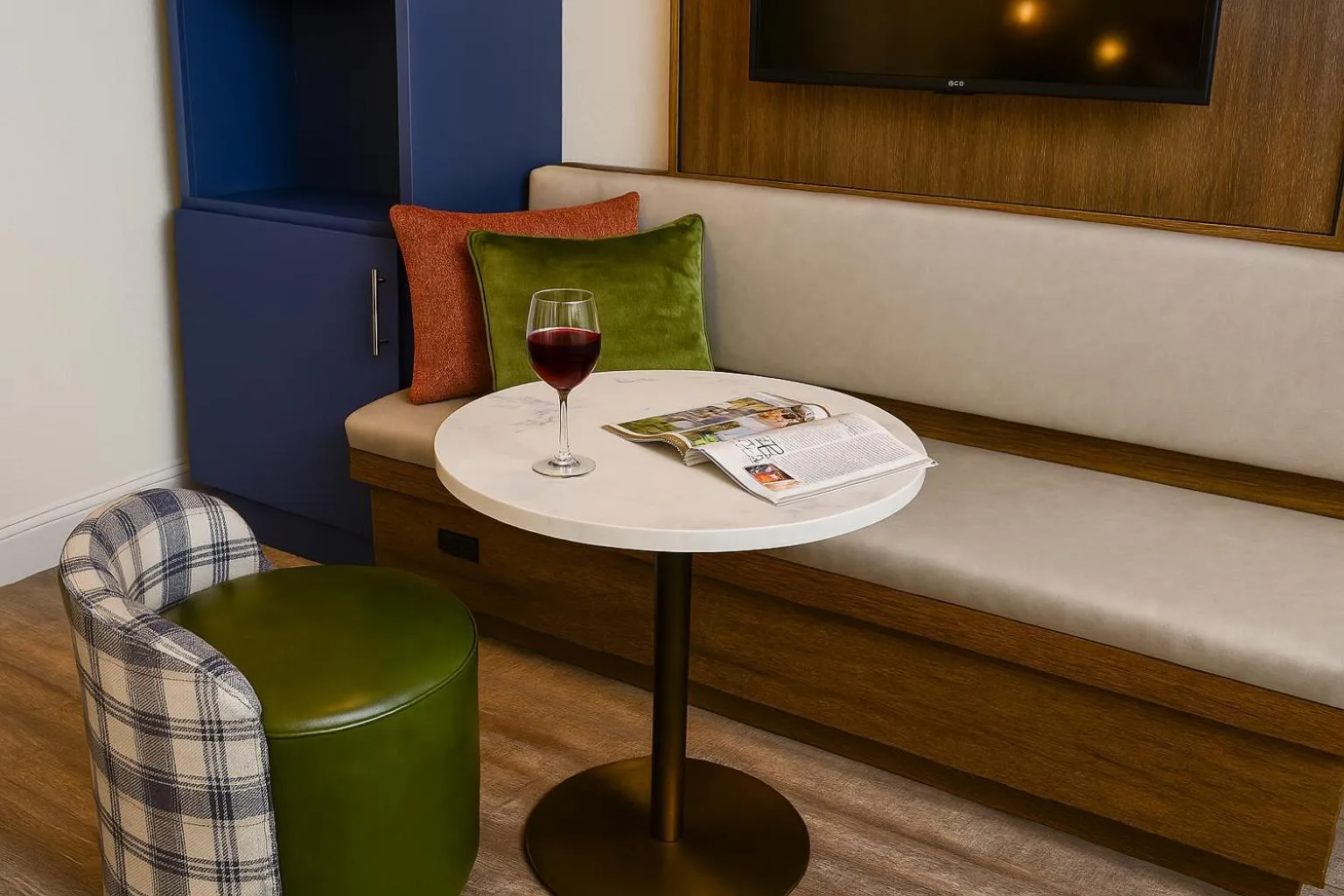 Food and drinks in The Woodrose- NEWLY RENOVATED