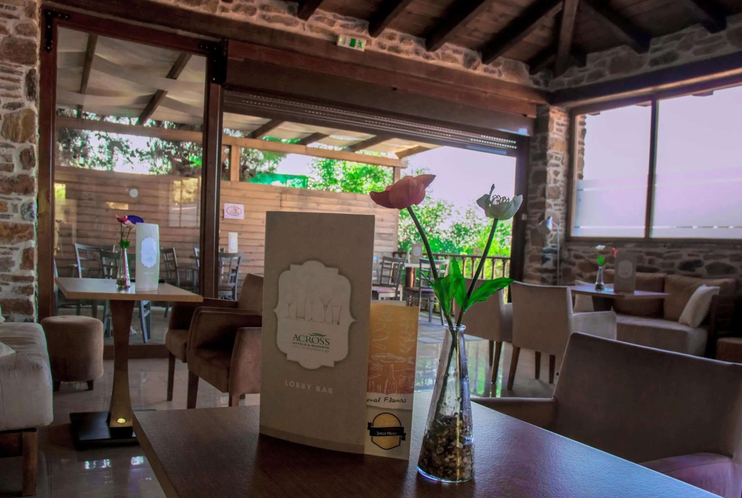 Lounge or bar in Coral Blue Beach Hotel Gerakini