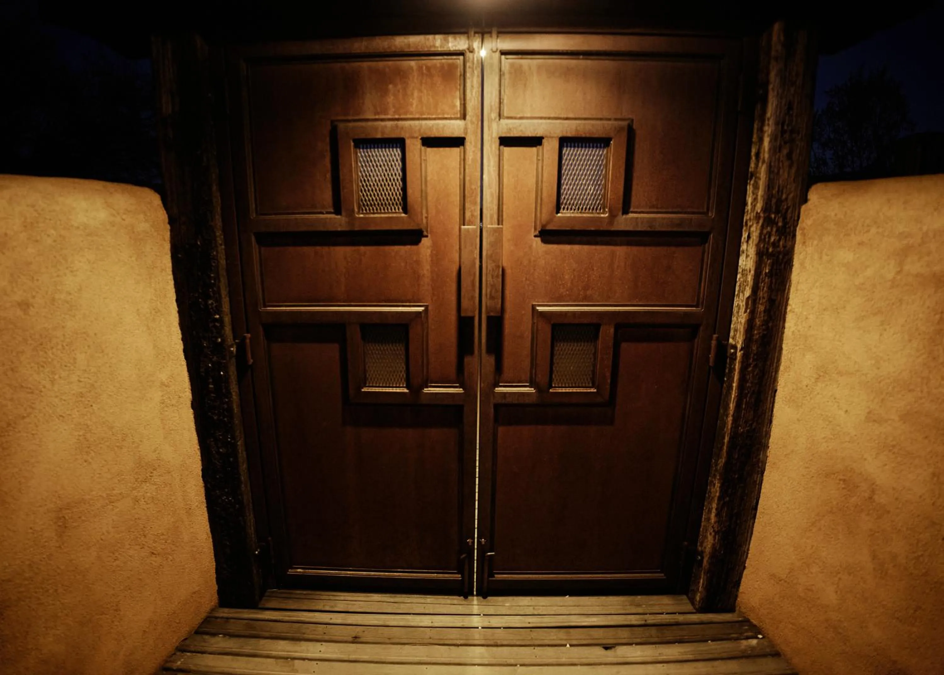 Facade/entrance in Sacred Sands