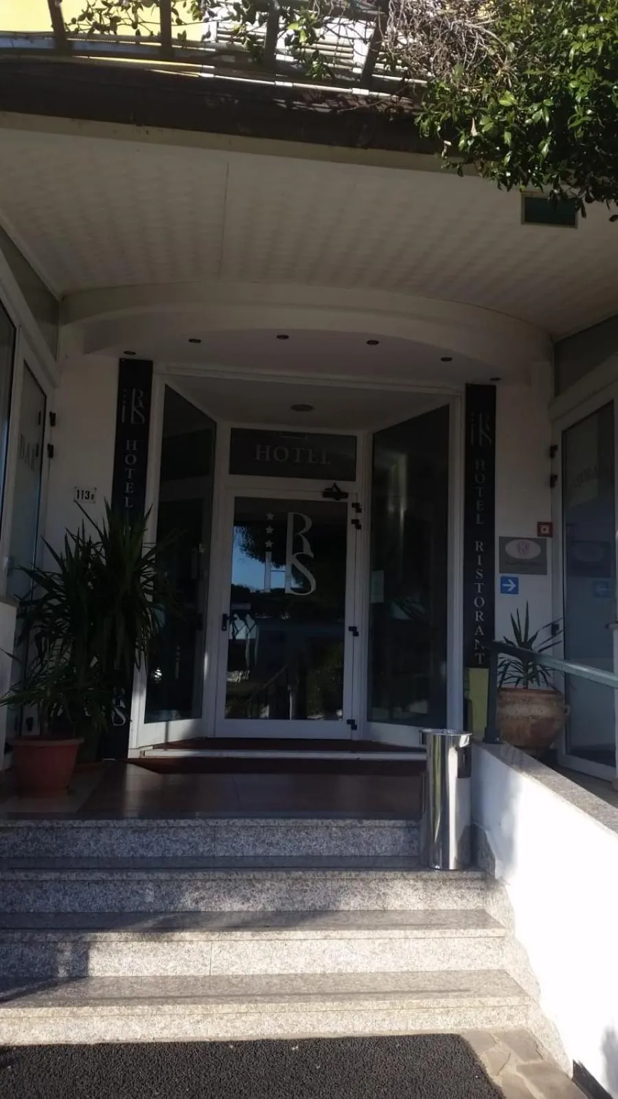 Facade/entrance in Hotel Sabatino