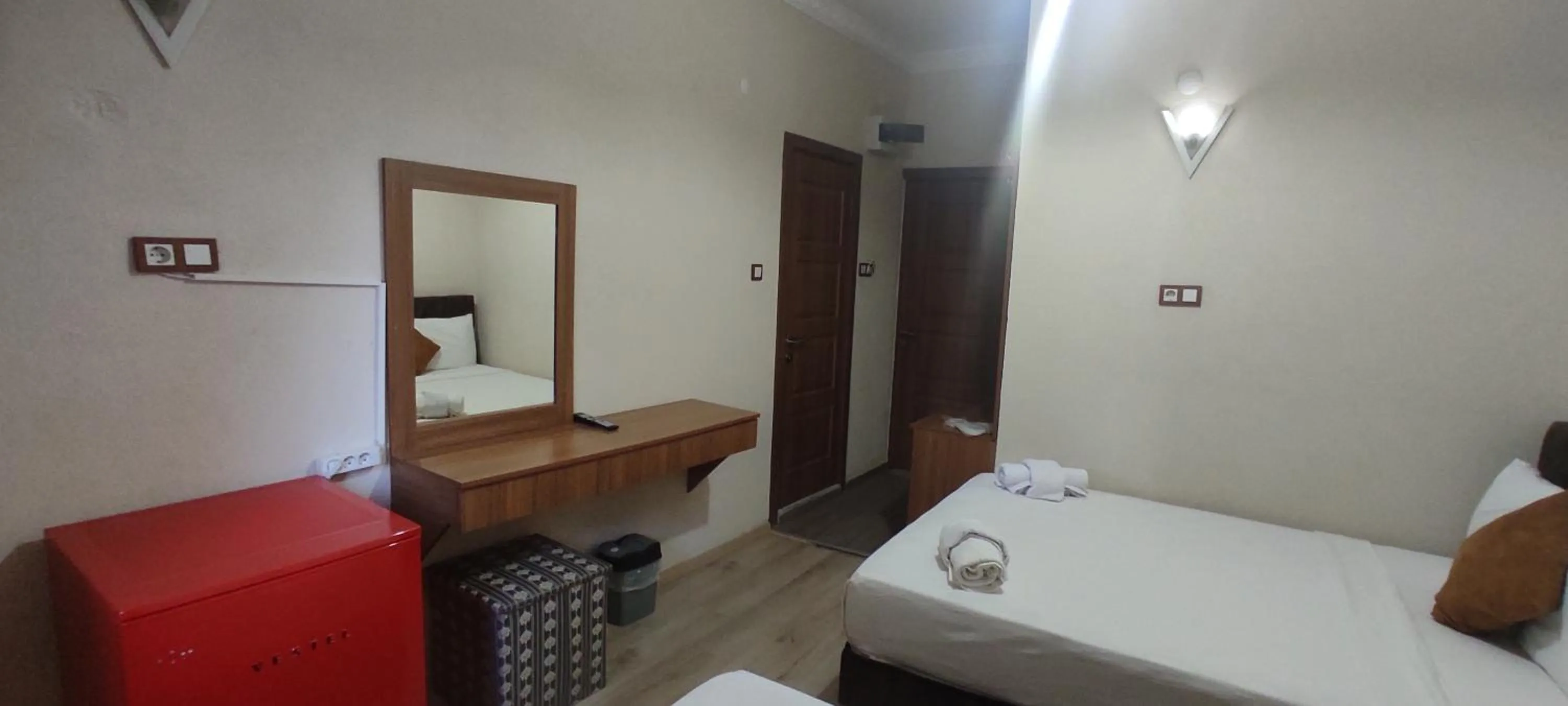 Massage, Bed in Biter Hotel