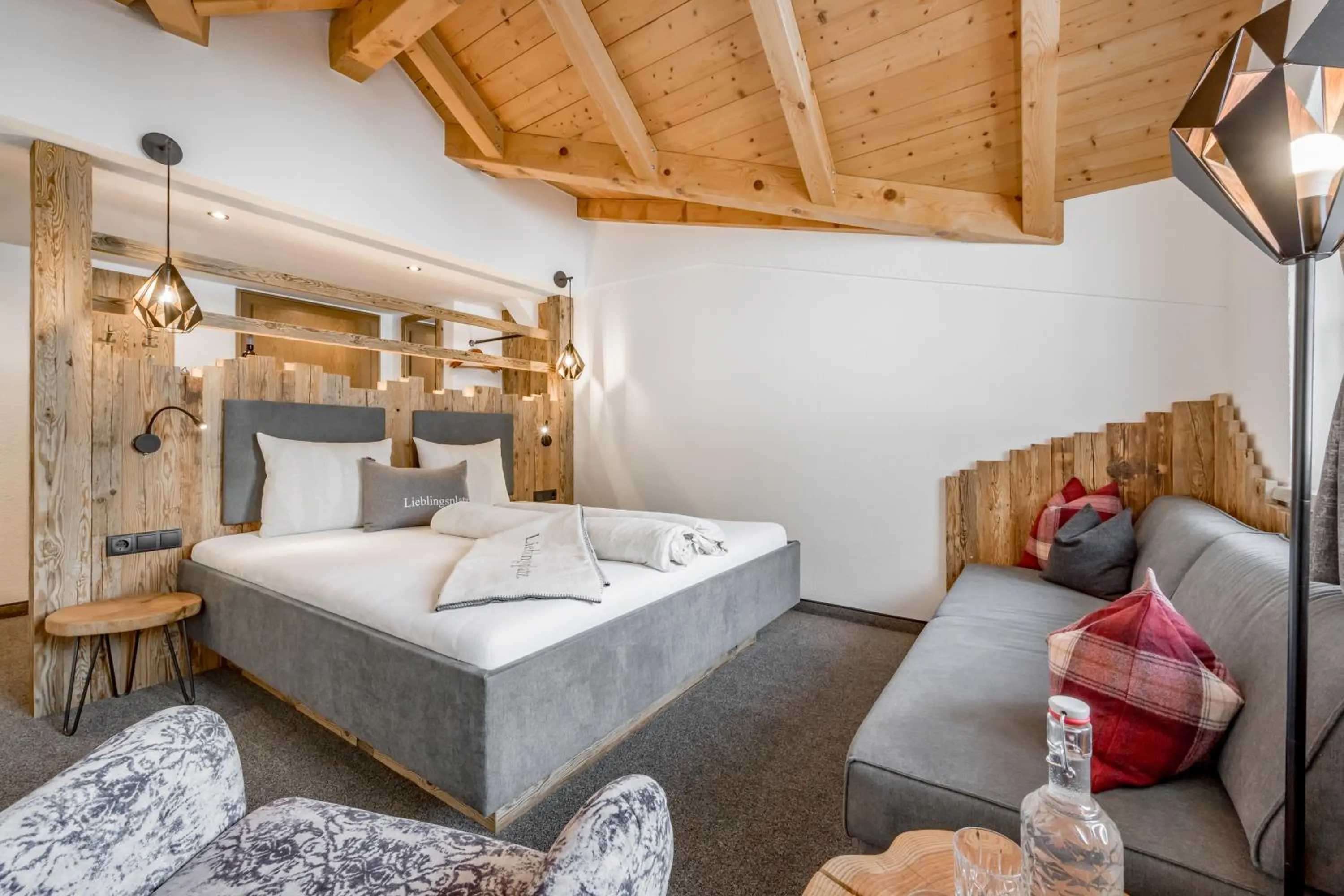 room service, Bed in Hotel Jägerhof