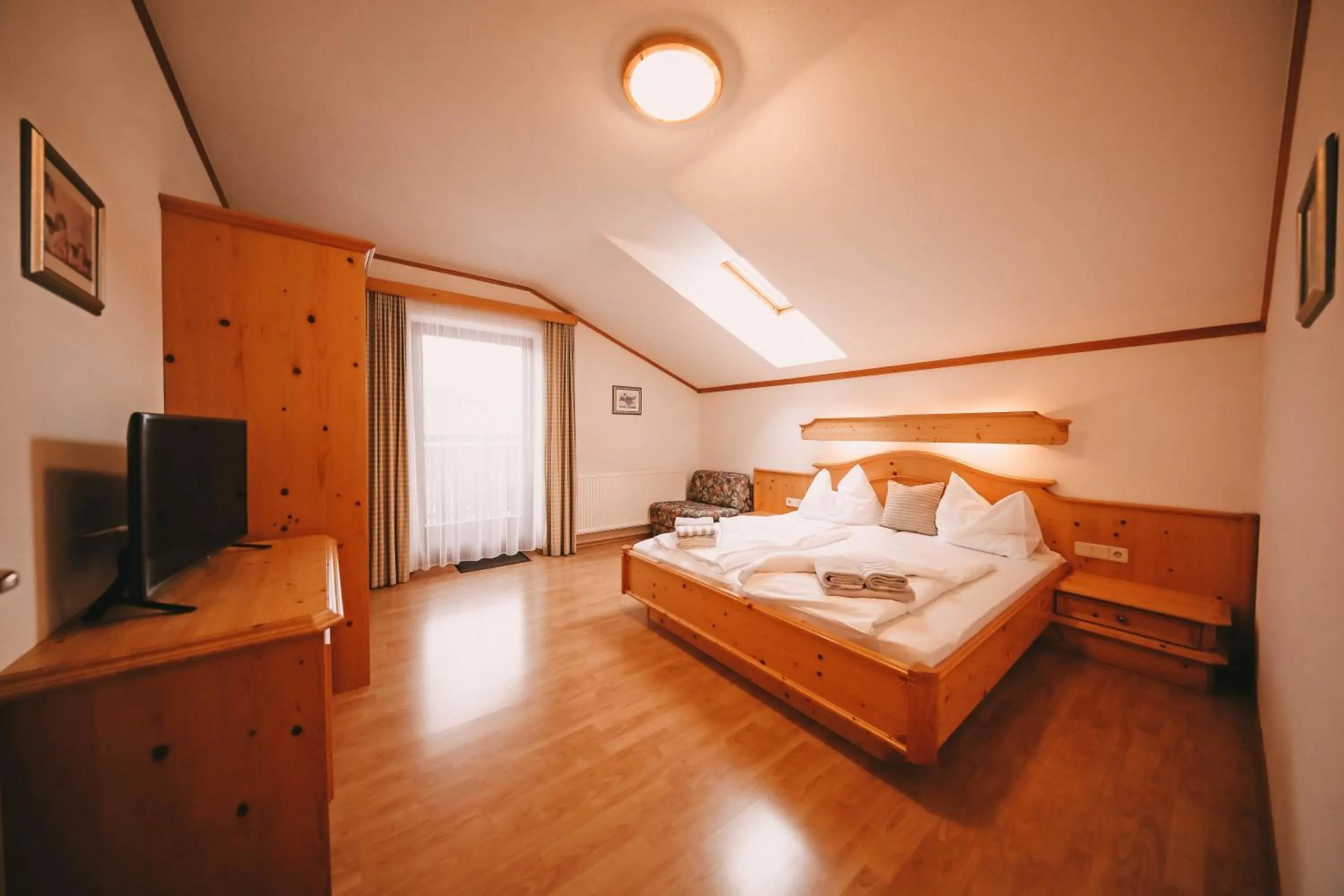 Bedroom, Bed in Posers Bergwelt B&B