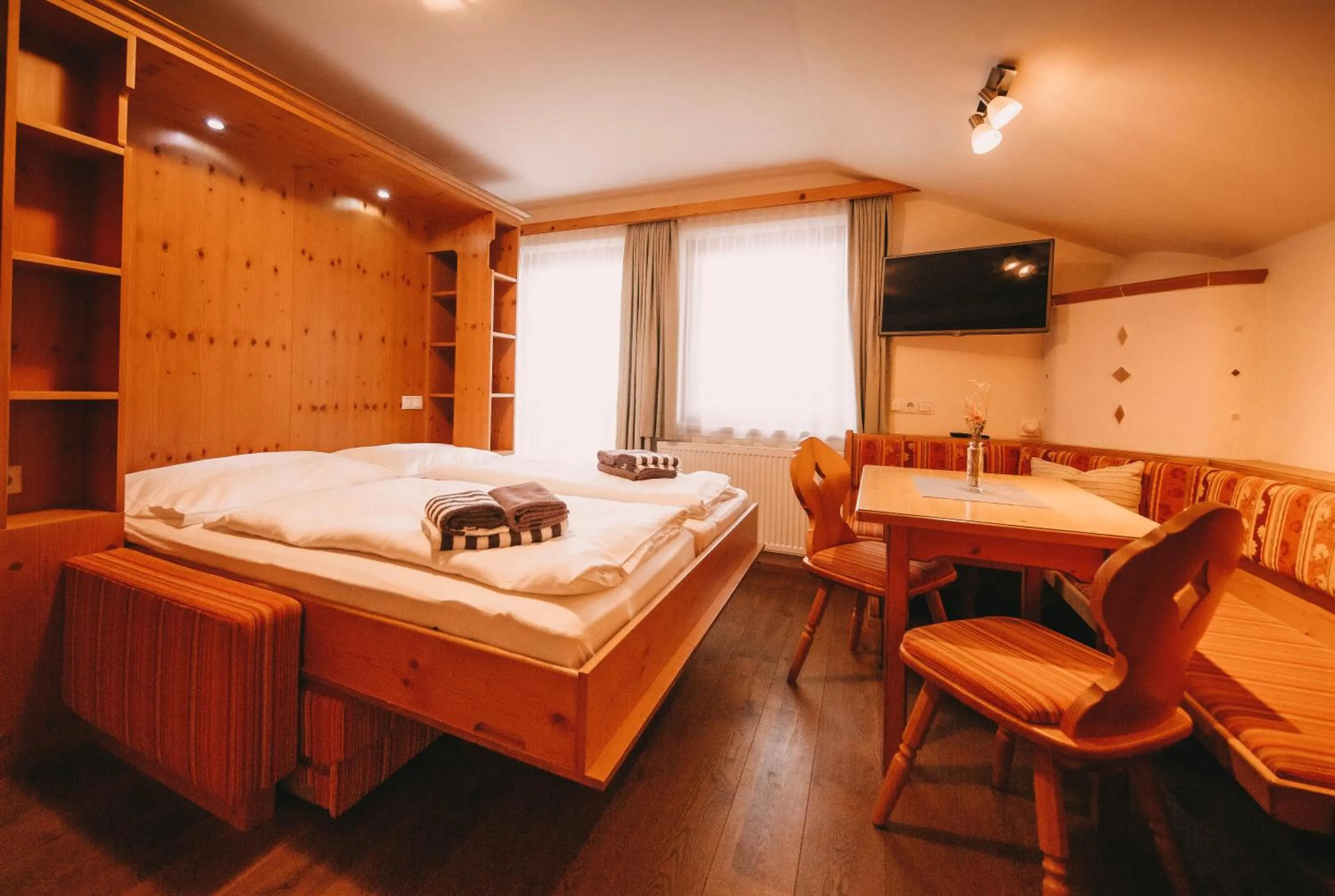 Living room, Bed in Posers Bergwelt B&B